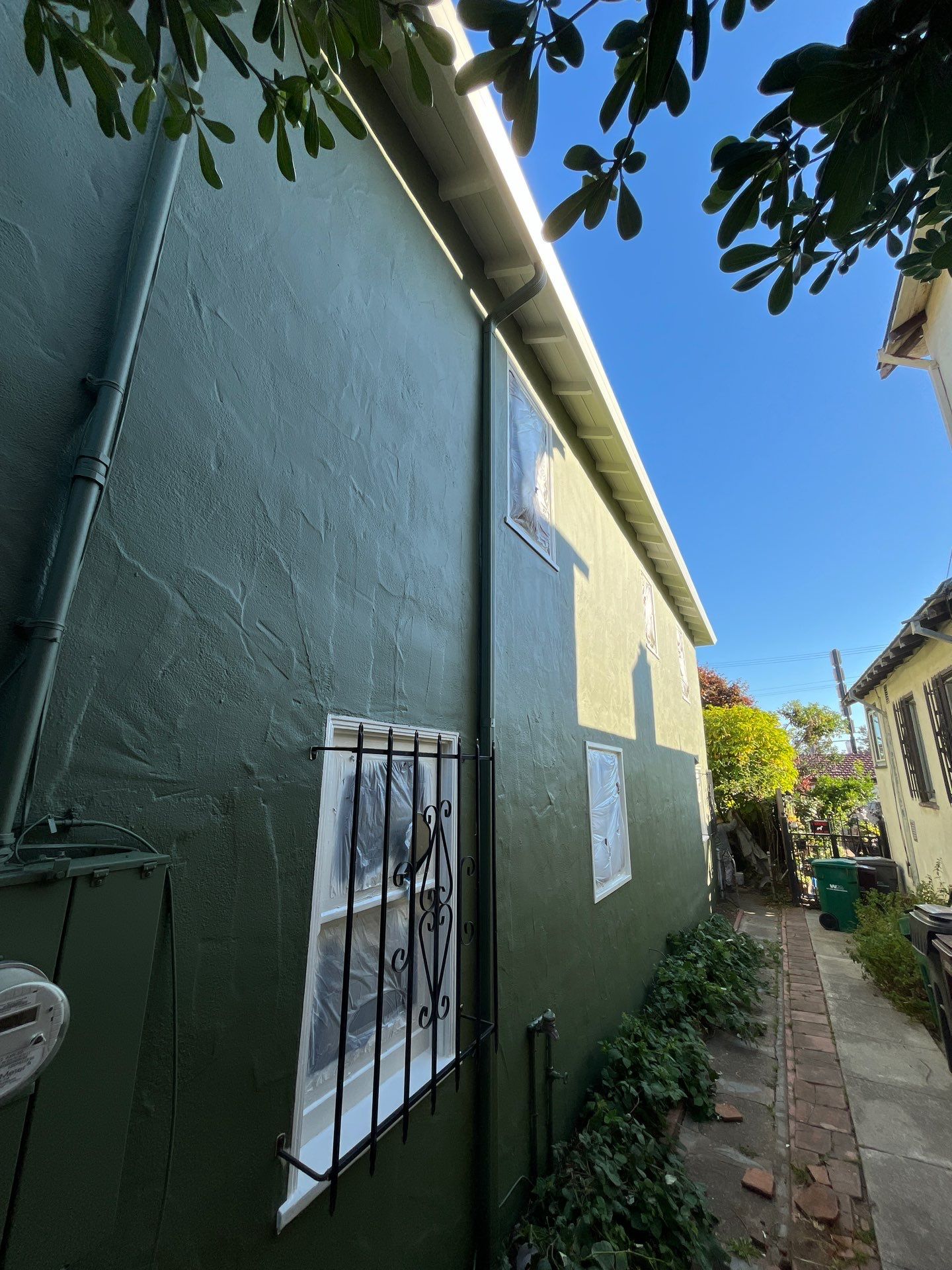Project in Oakland by Herrera’s Bay Area Painting inc.