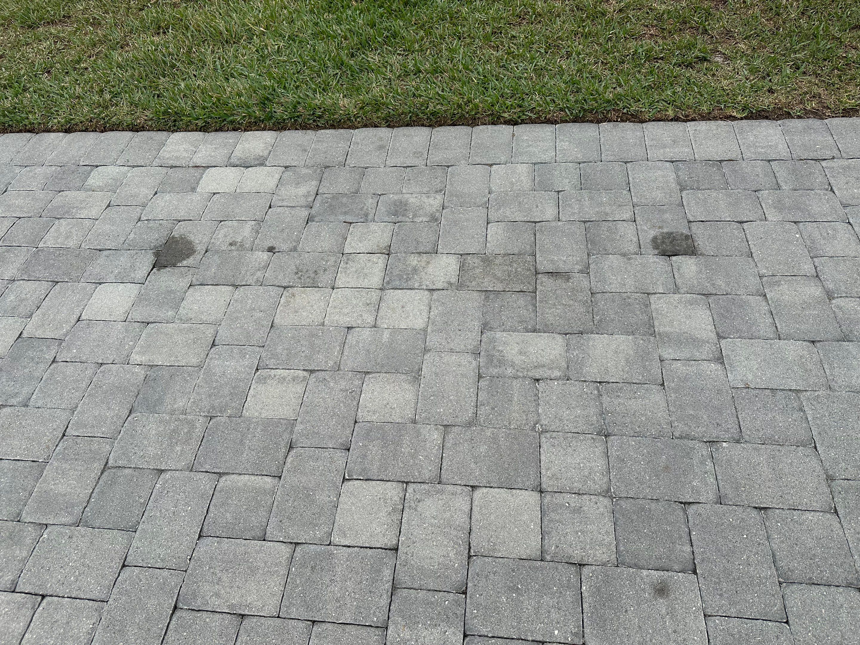 2-Story House Wash & Paver Driveway Cleaning in Trevesta Community, Palmetto, FL | Sunshine AquaWash by Sunshine AquaWash