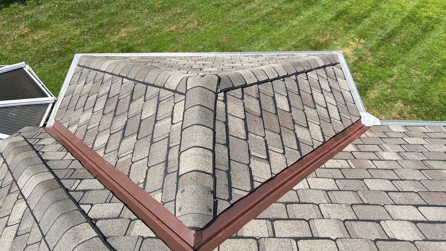 Roof Replacement using Certainteed Grand Manor Shingles by American Home Contractors