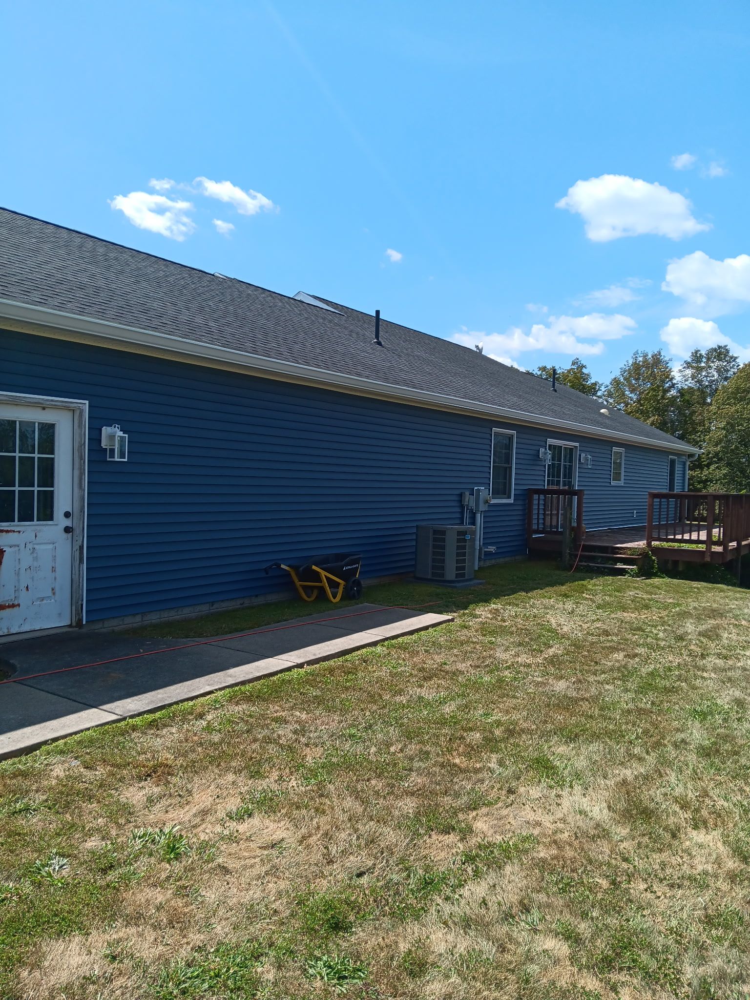 Residential Roofing Installation using GAF Timberline HDZ Charcoal by Rainstoppers Roofing