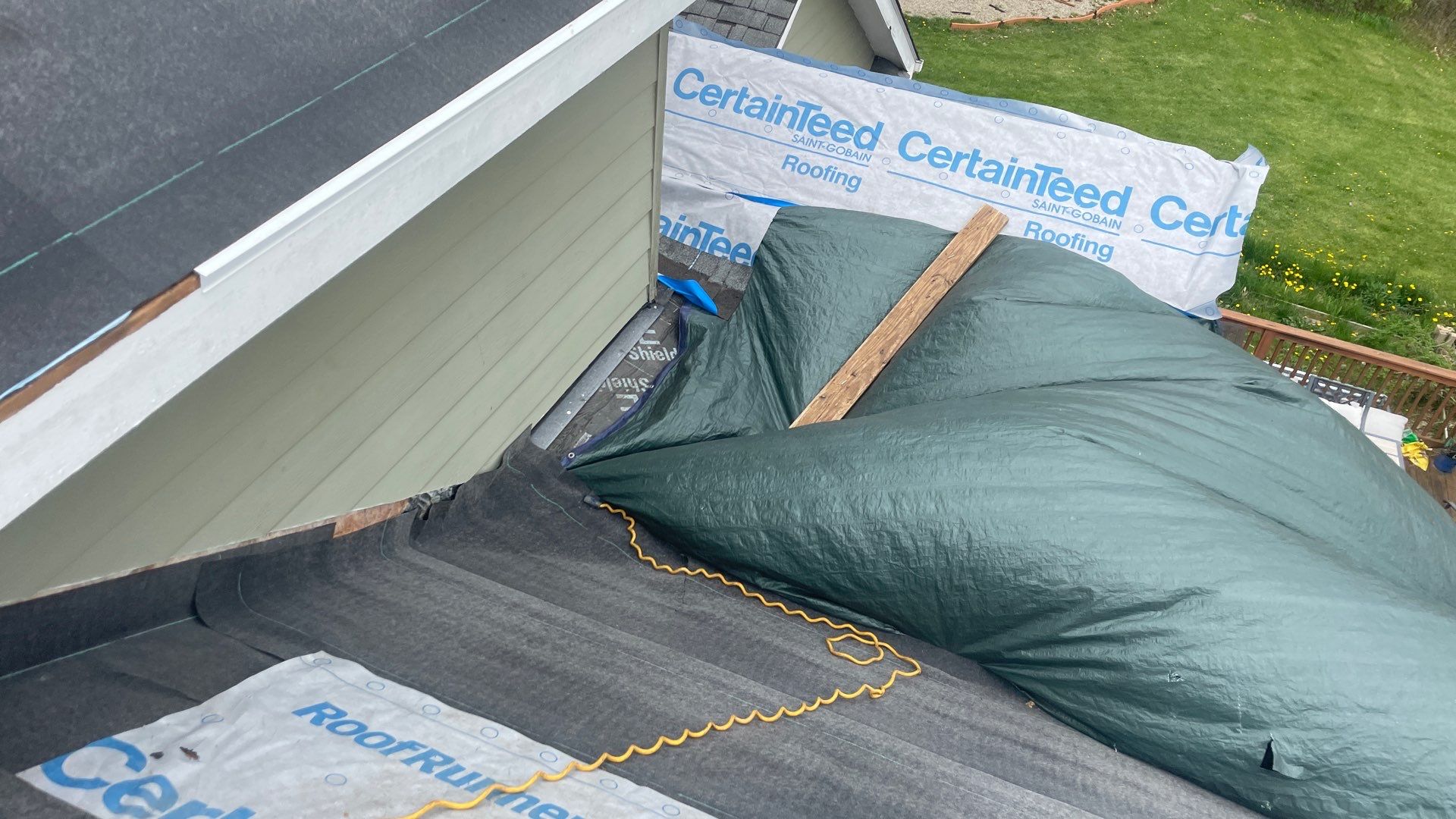 Roof Replacement using CertainTeed Landmark by 180 Contractors