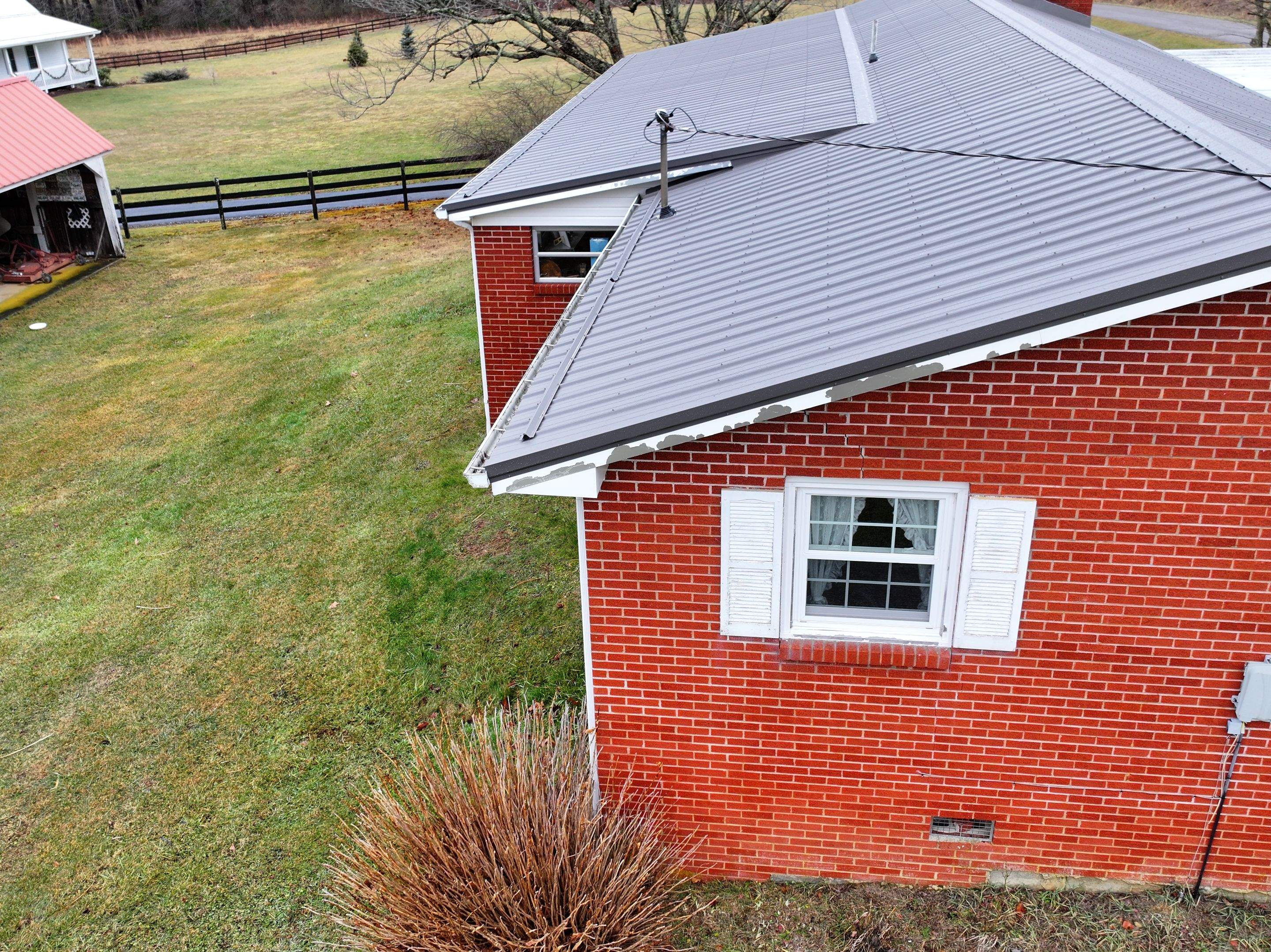 Schofield Residence by Omnia Roofing