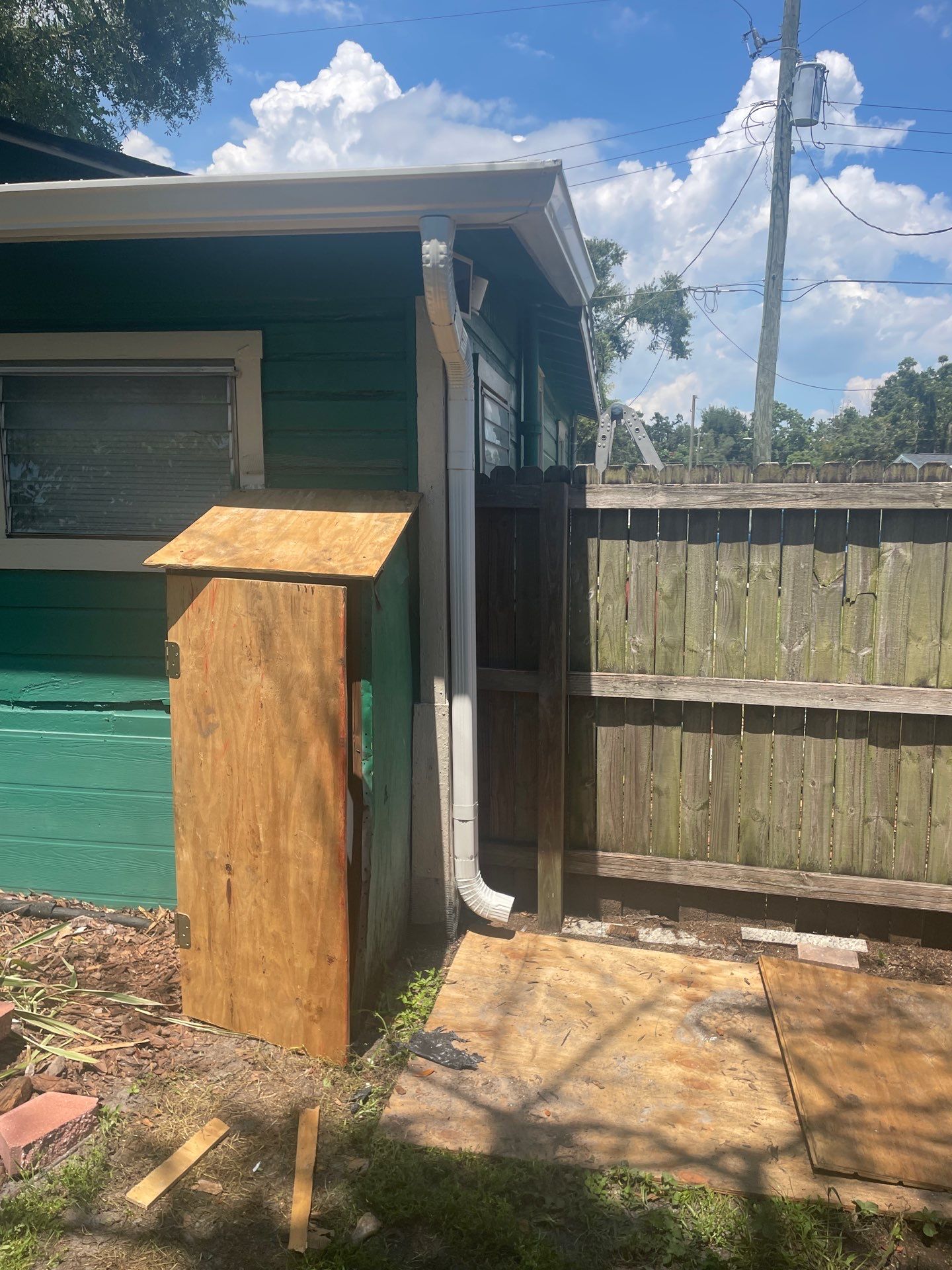 K-Style Seamless Gutters in Tampa FL by Gutter Professors