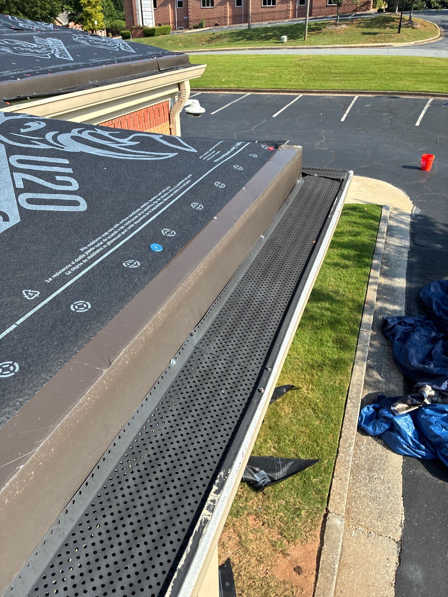  West Cobb Medical  by Arac Roof It Forward
