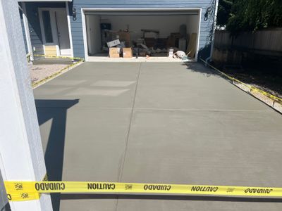 Grant | Concrete Driveway 