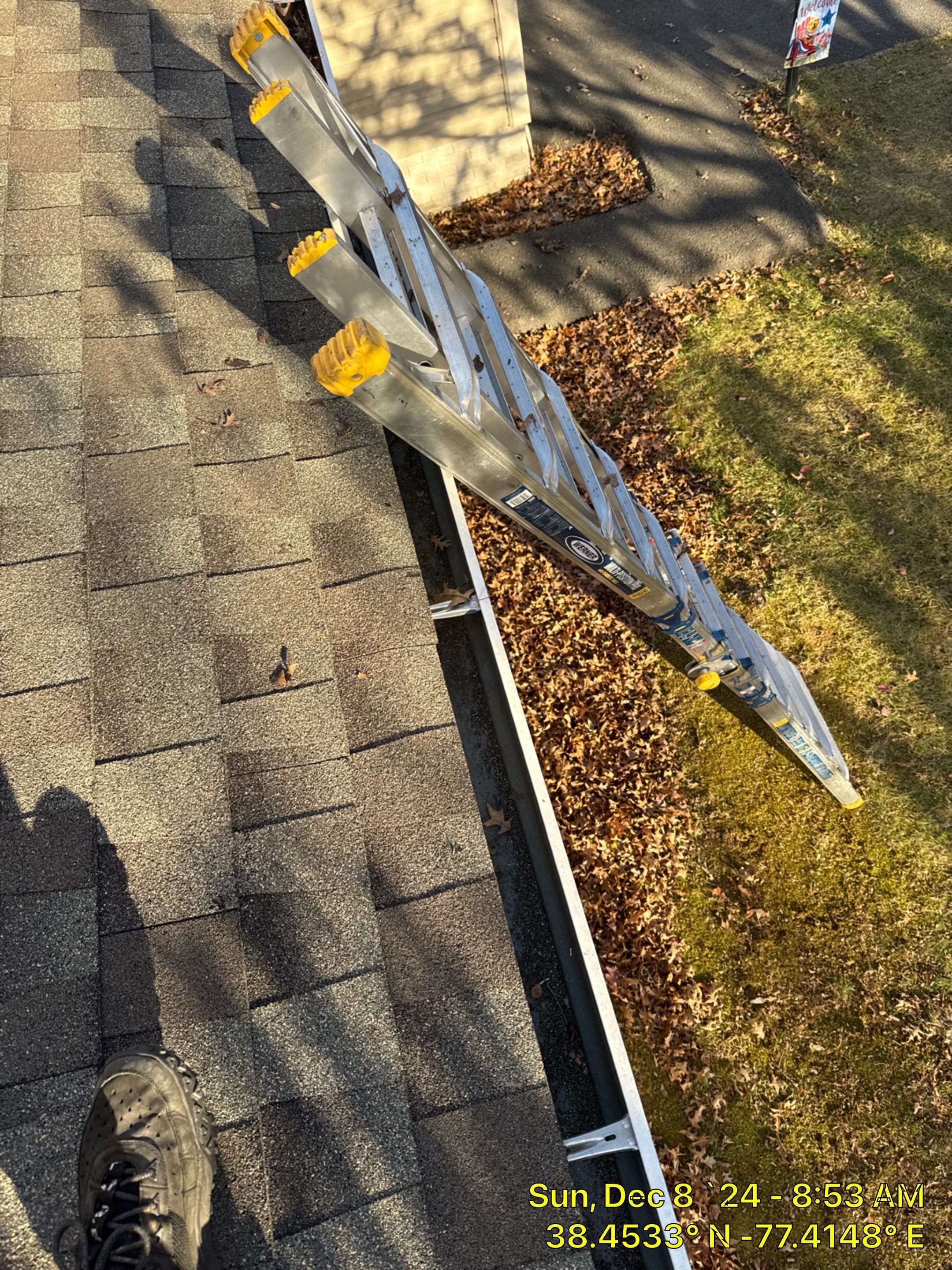 gutters guards using bulldog by La Bendicion Contruction Llc