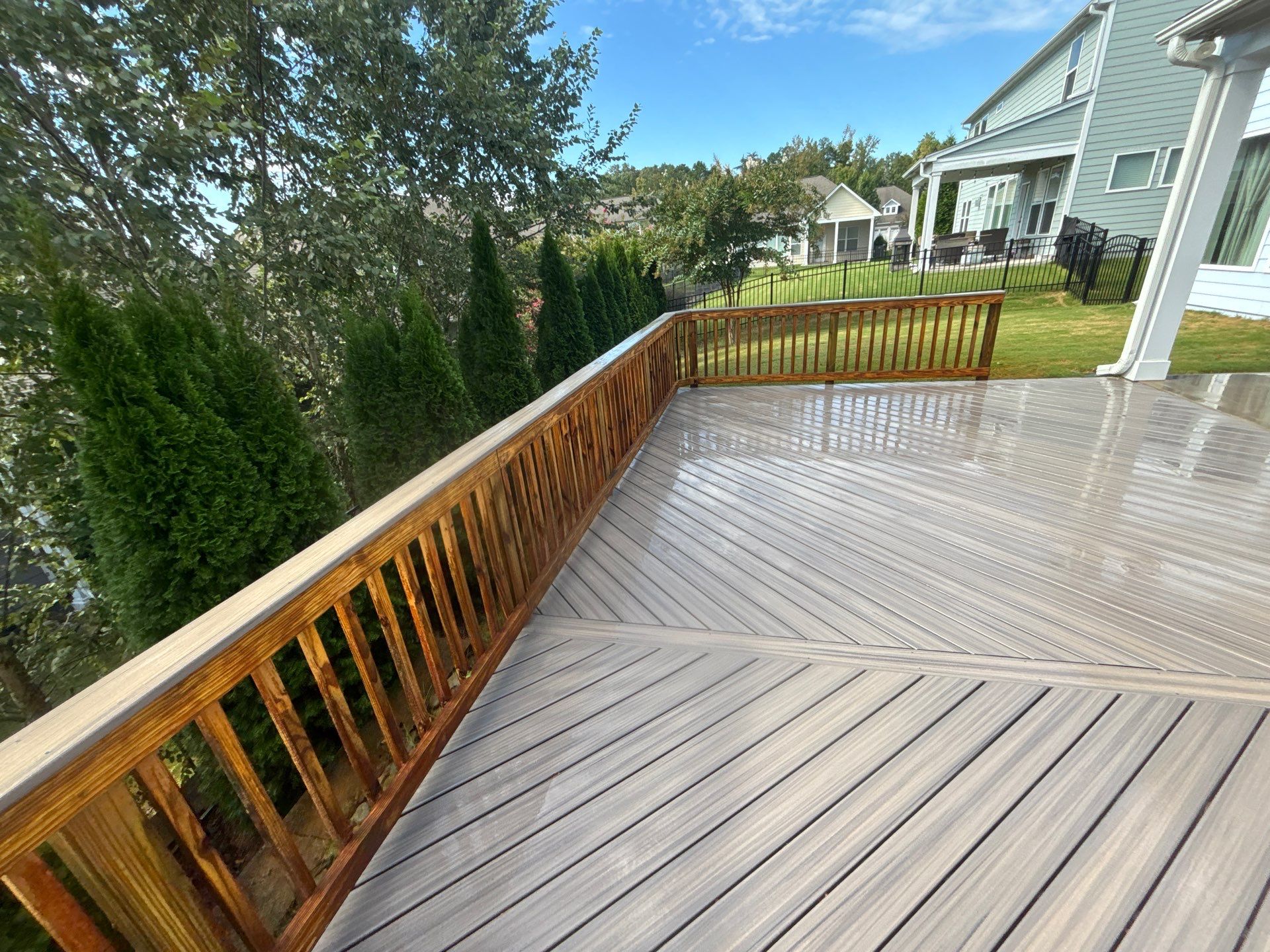 Wood Deck using Wood Stain by DuraSeal