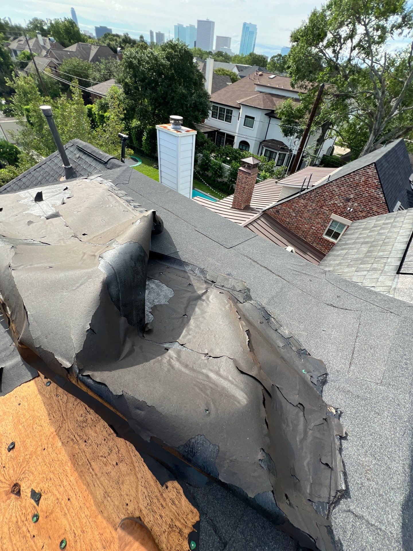 Residential Roofing Installation using Owen's Corning Duration (Lifetime) Shingles by Roof Repair Company