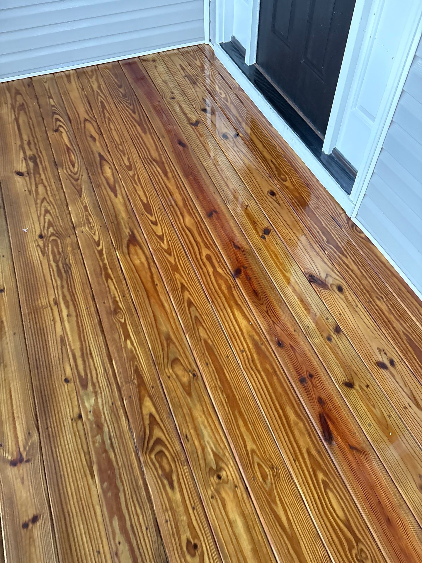 Wood Deck using Wood Sealant by DuraSeal