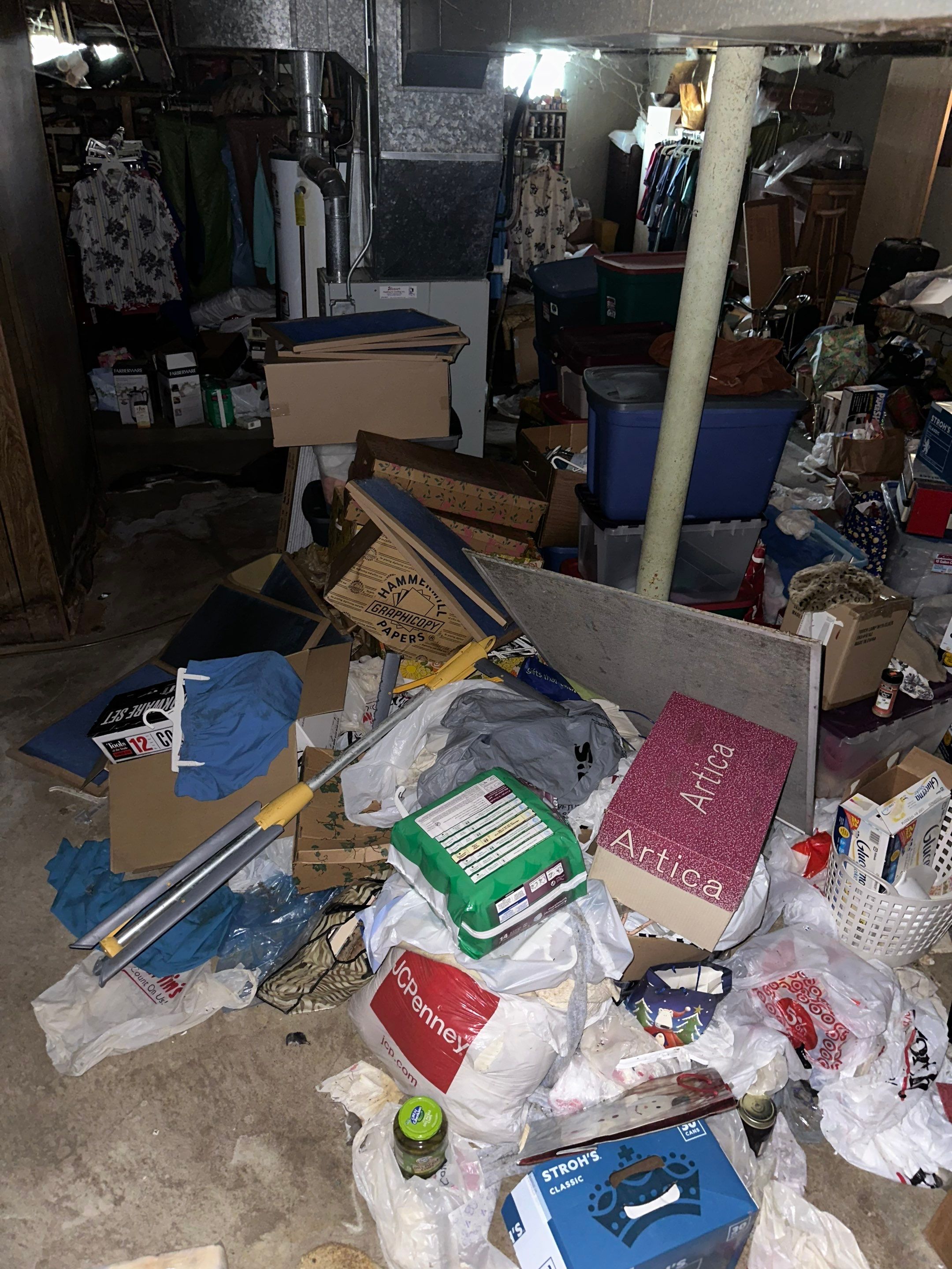 Whole house cleanout with bedbug infestation by BlueRed Restoration