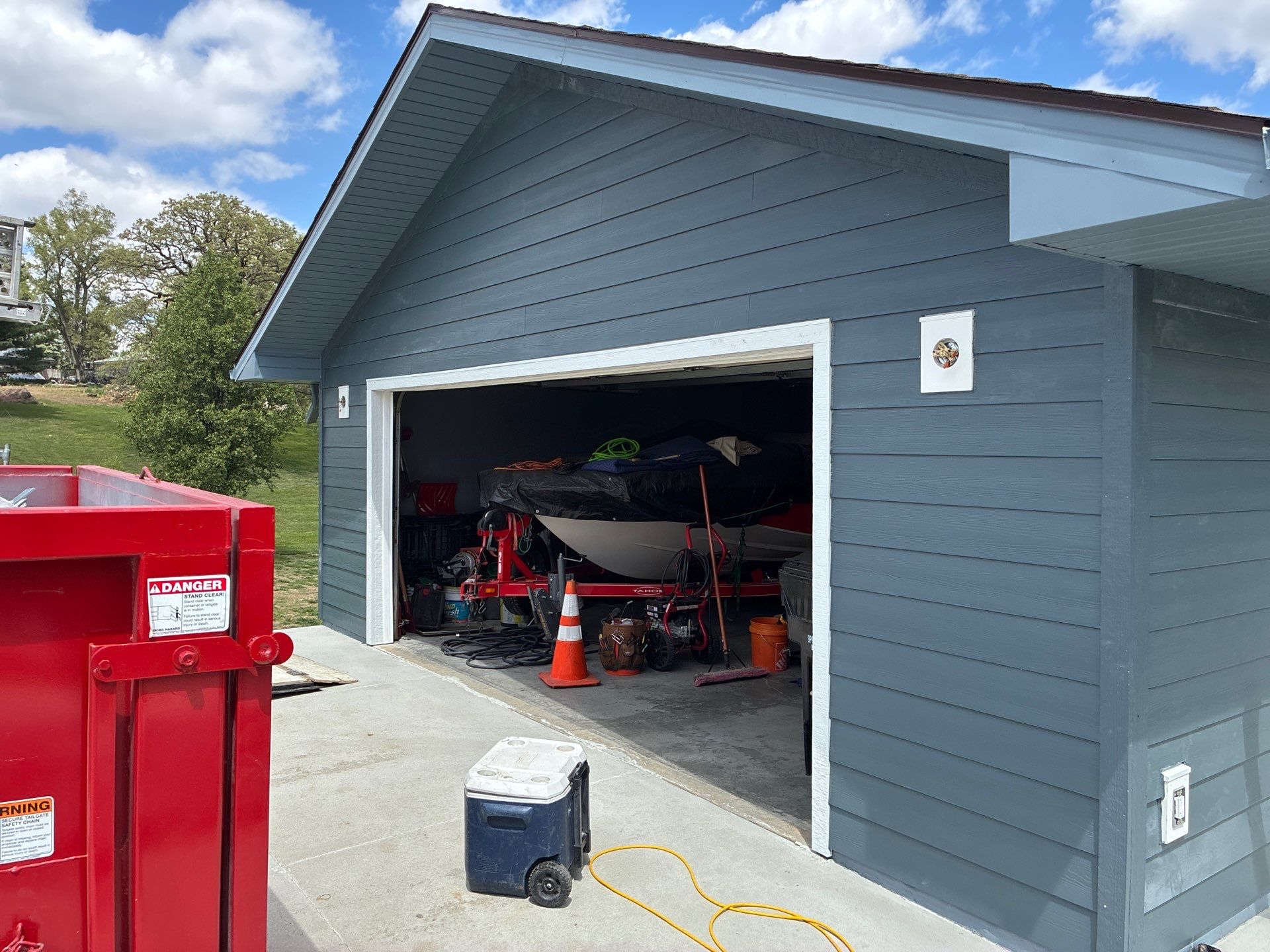 Evening Blue Siding and Window Replacement in Glenwood, Iowa by Carps Complete Exteriors 