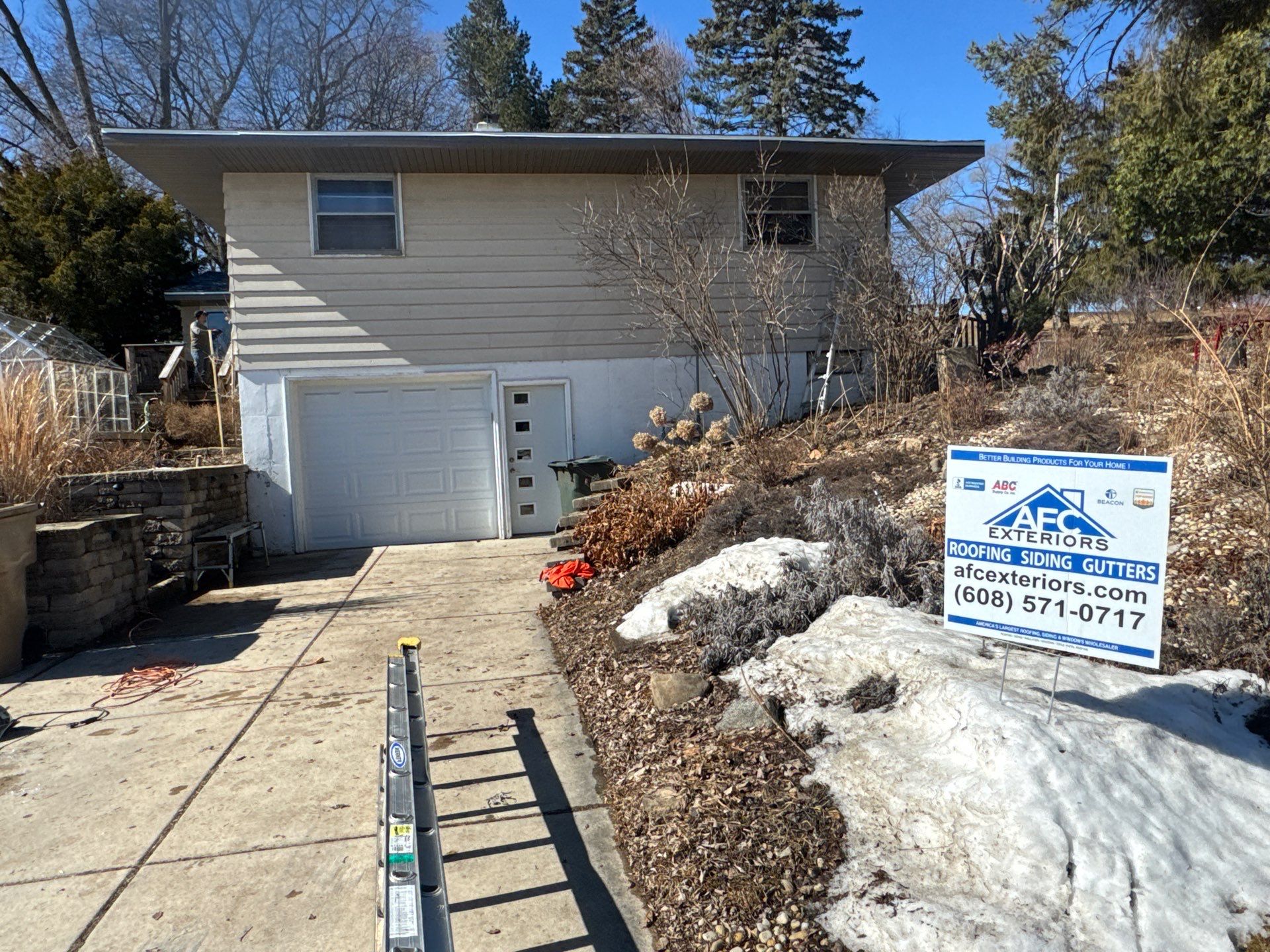 D.Y.: Roof by AFC Exteriors