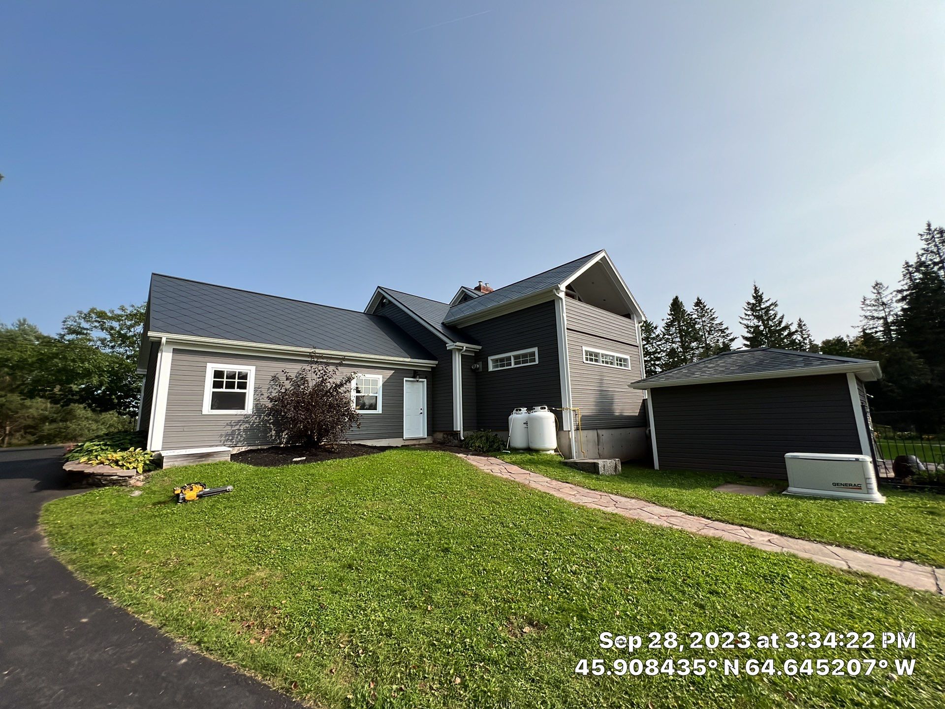 New Diamond Metal Roof by Bobby Built