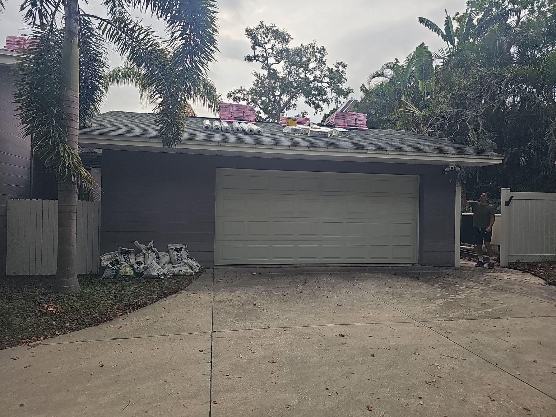 Project in St. Petersburg 33703 by Mitchell Roofing Company LLC 
