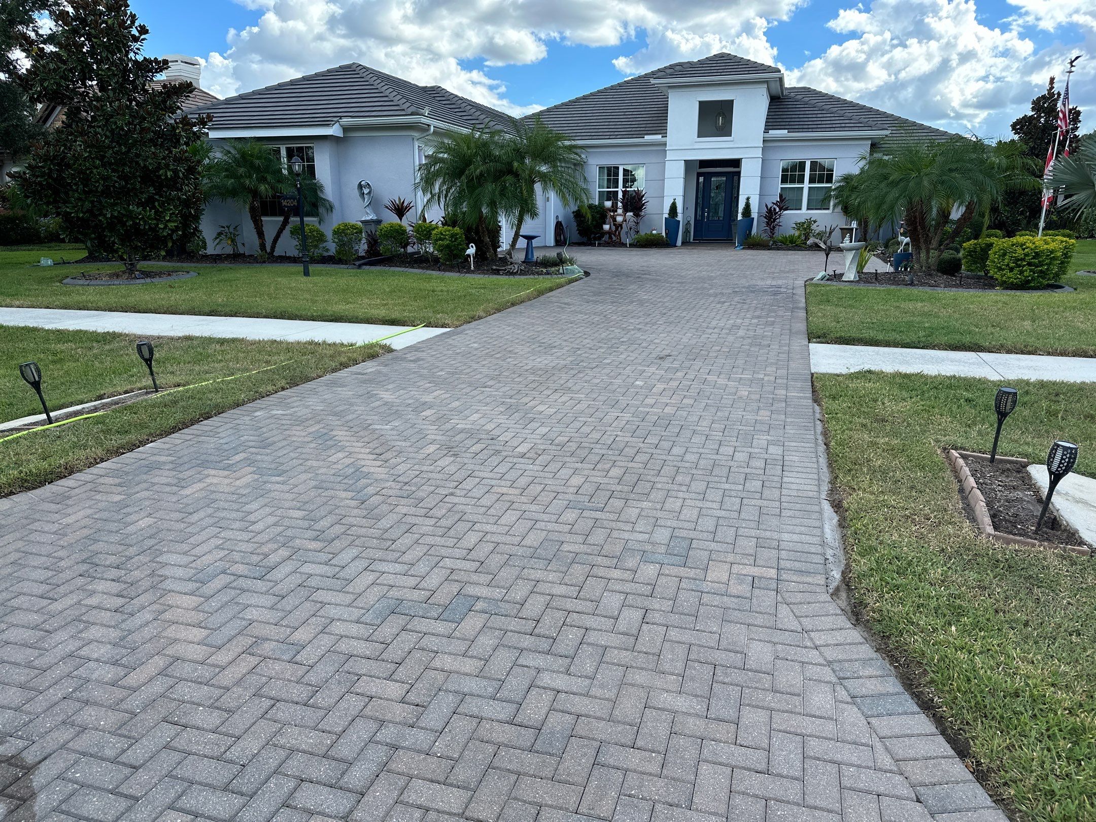 Paver Driveway, Pool Deck, Outdoor Furniture & Culvert Cleaning in Winding River Community, Bradenton, FL | Sunshine AquaWash by Sunshine AquaWash