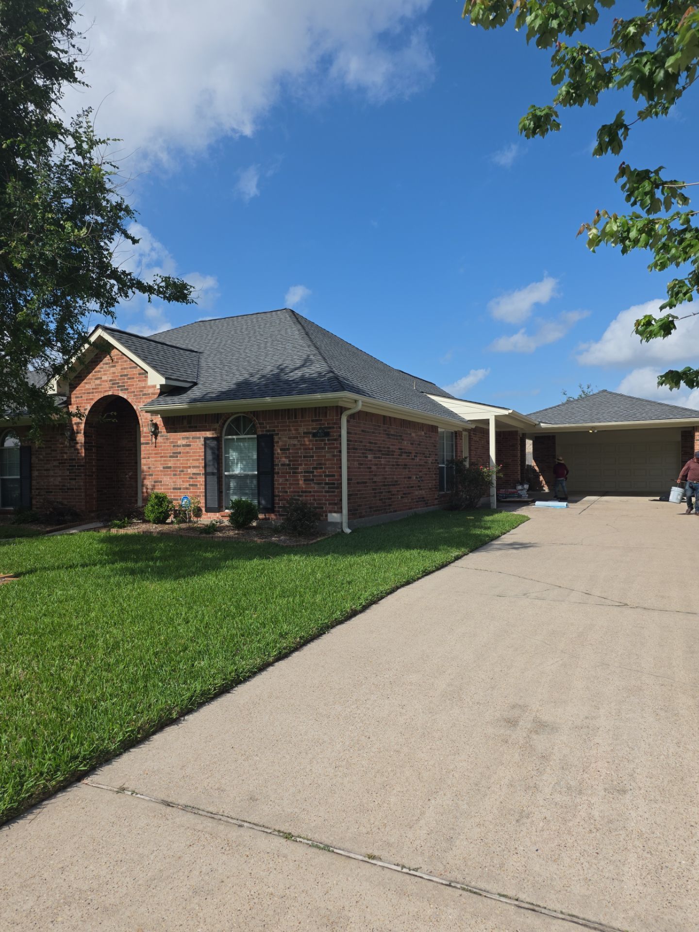 GAF UHDZ - Pewter Gray by Elite Roofing LLC