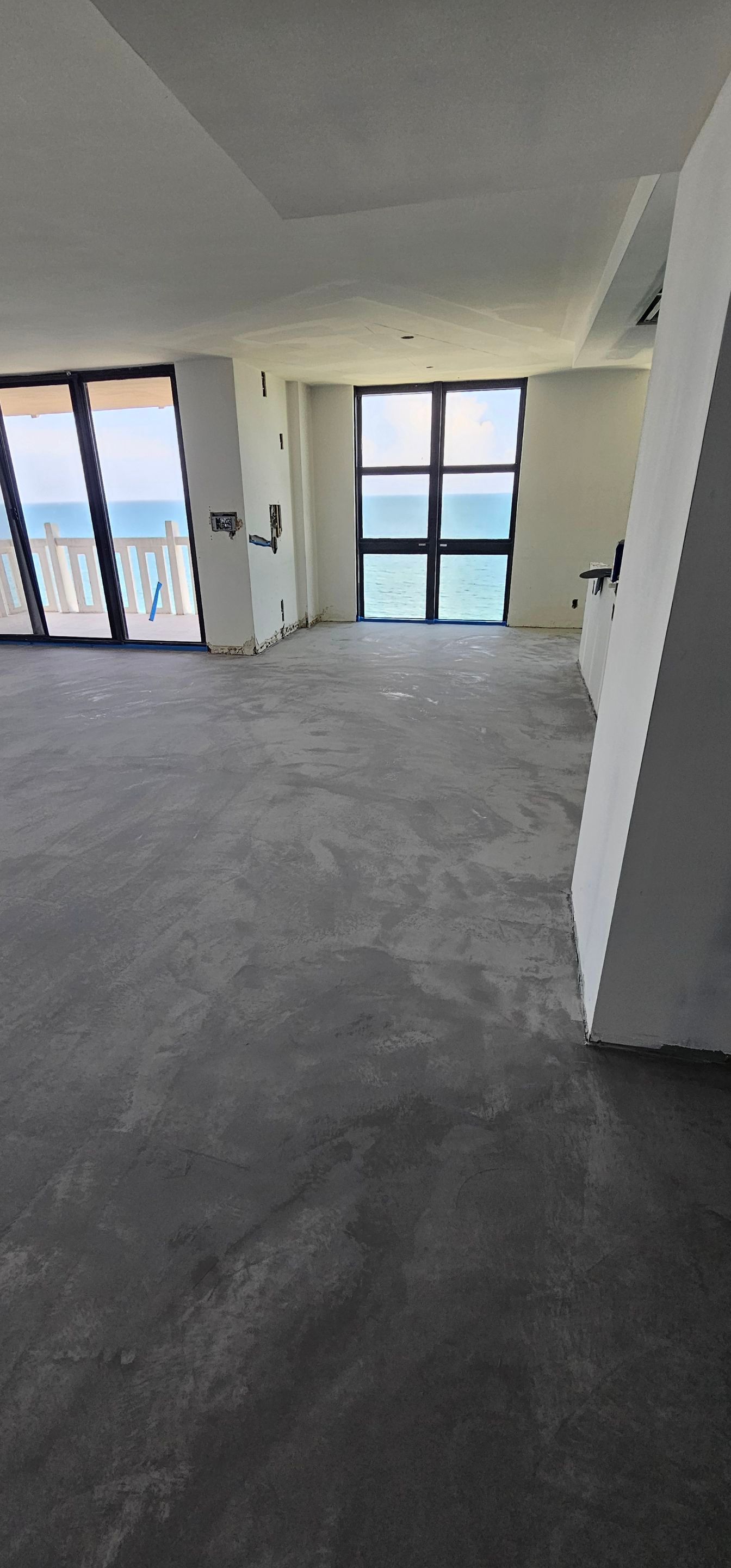 Microtopping on Key Biscayne Apartment by Seamless Surfaces