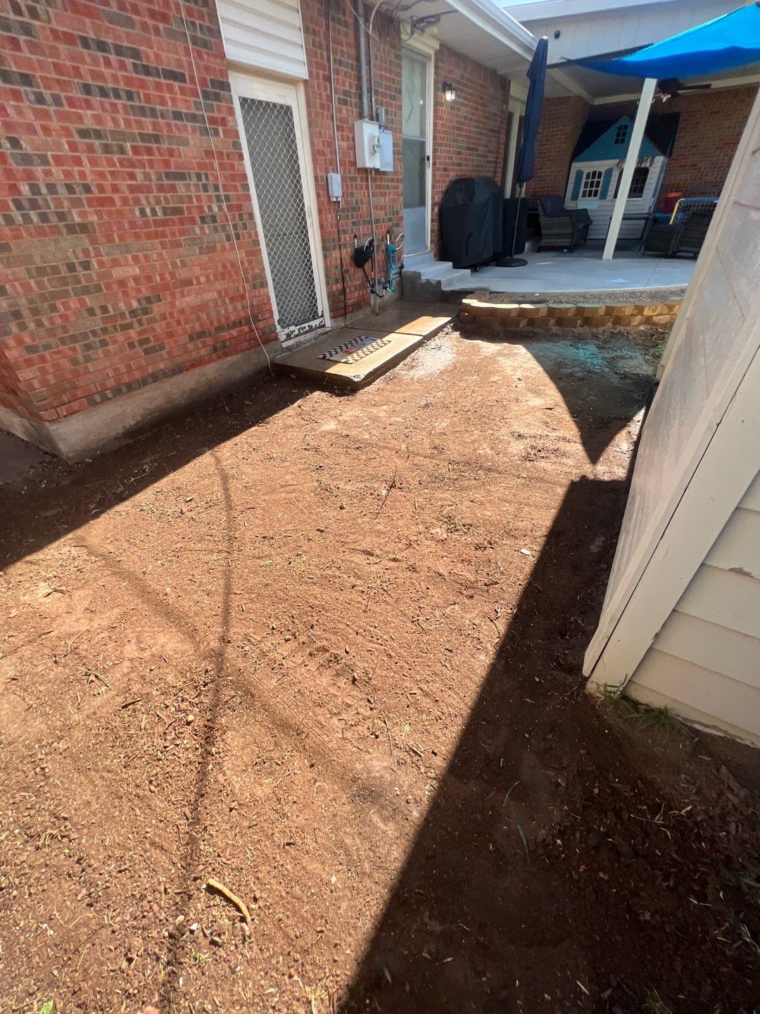 Flagstone Patio using Flagstone  by Clays Services Inc