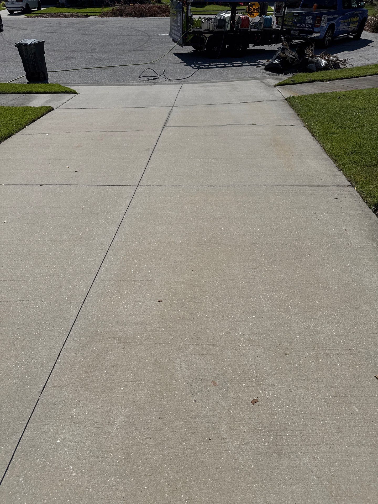Concrete Driveway, Sidewalk, and Entryway Cleaning in Raven Crest, Bradenton, FL by Sunshine AquaWash
