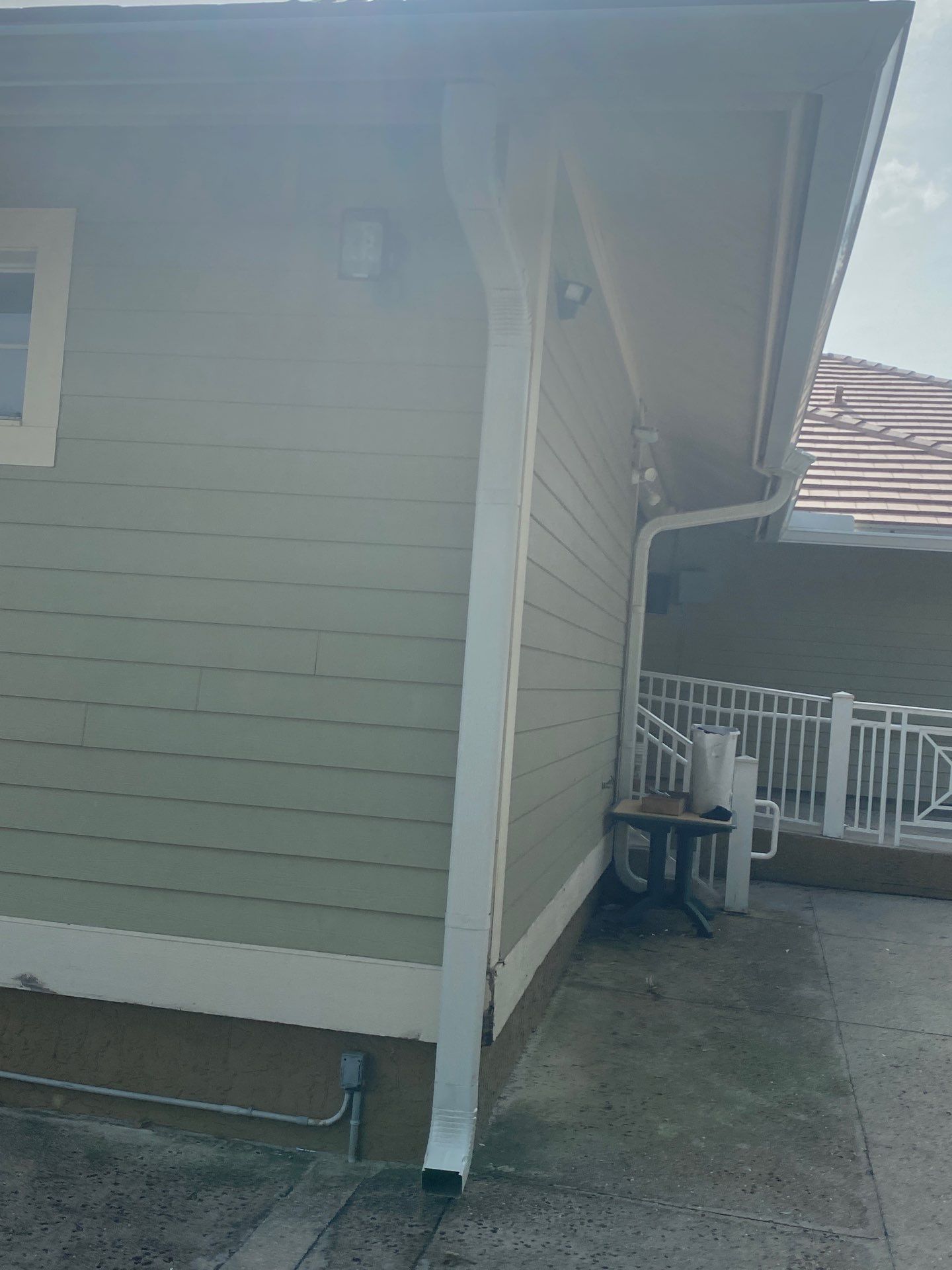 7-Inch Smooth Box Seamless Gutters using smooth box gutters in Fort Myers FL by Gutter Professors