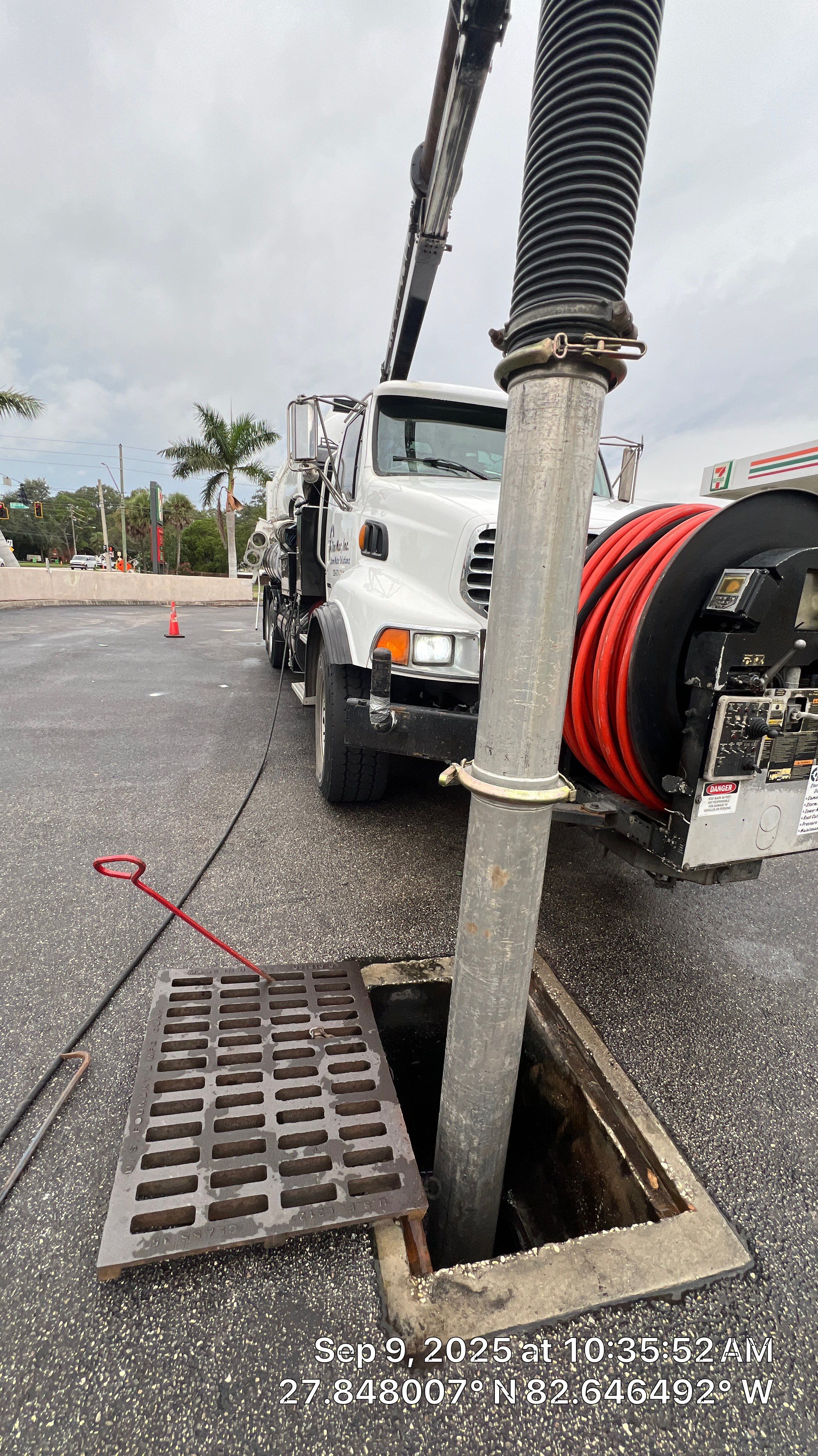 St. Petersburg 7-Eleven Stormwater System Cleaning by Don Mar, Inc. Storm Water Solutions