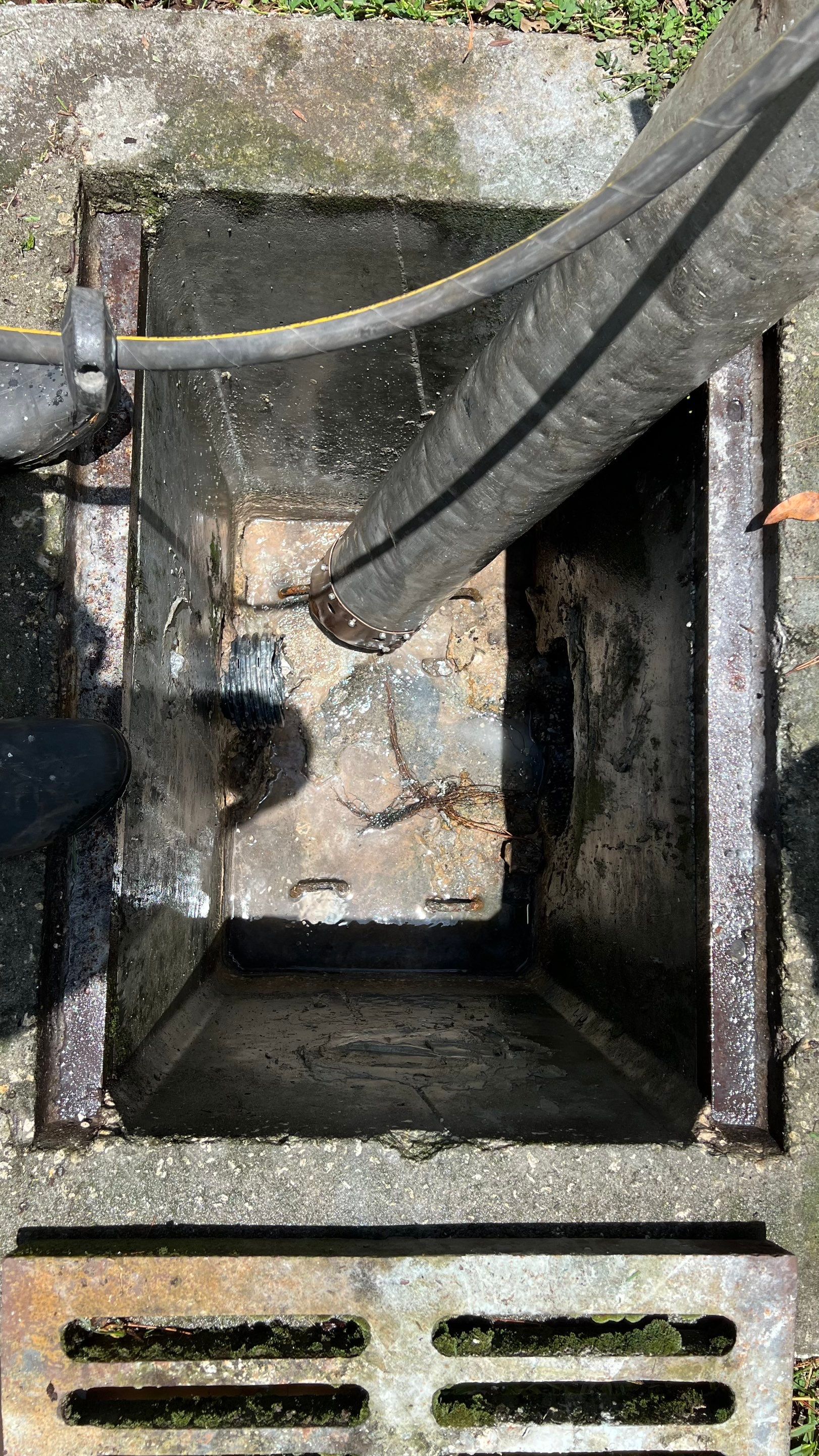 Apartment Complex Storm Water System Cleaning and Maintenance by APS Power & Water
