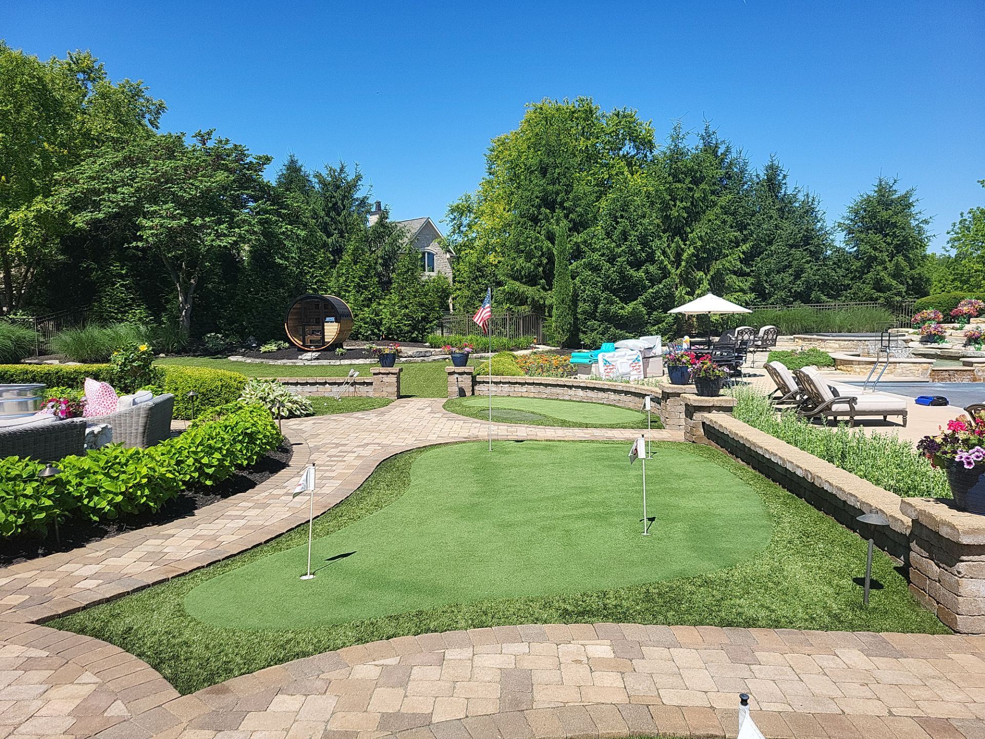 Backyard Putting Course in Delaware, Ohio by Southwest Greens Midwest