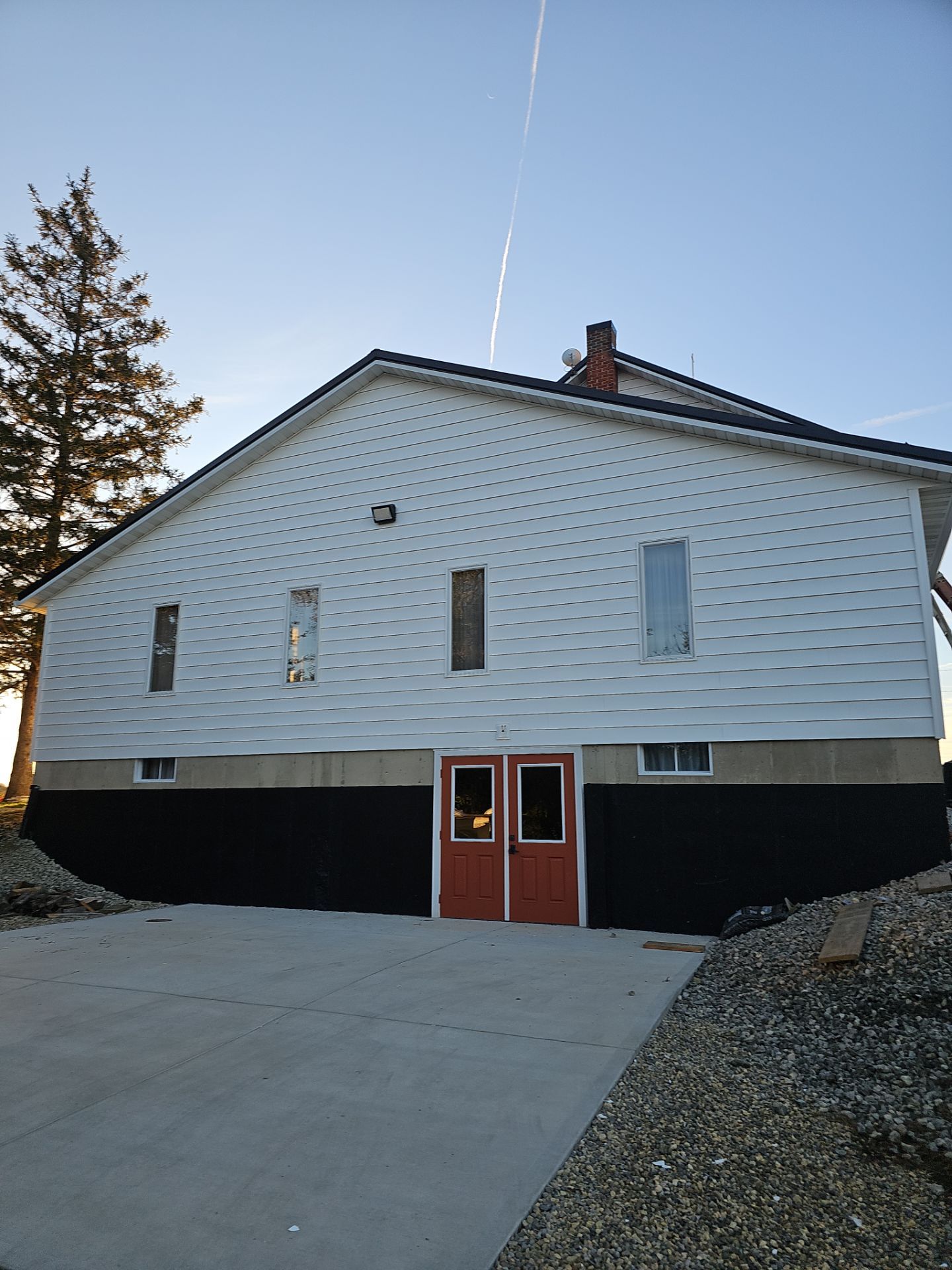 Siding Installation using Mastic 8" white  by Nitro Roofing and Construction