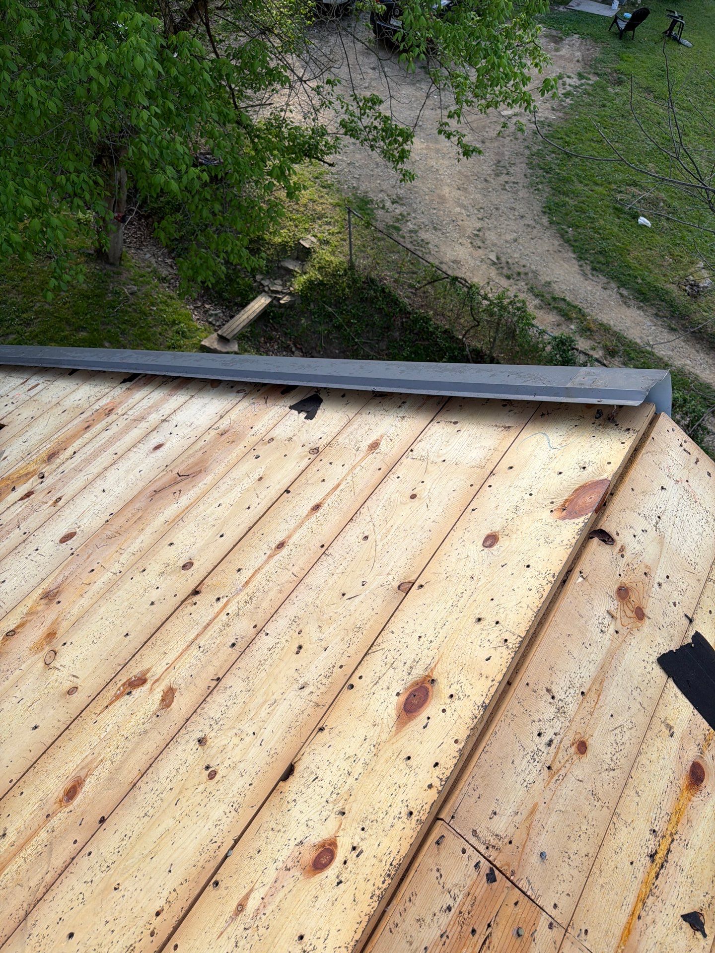 Residential Roofing Installation using GAF Timberline HDZ Charcoal by Rainstoppers Roofing