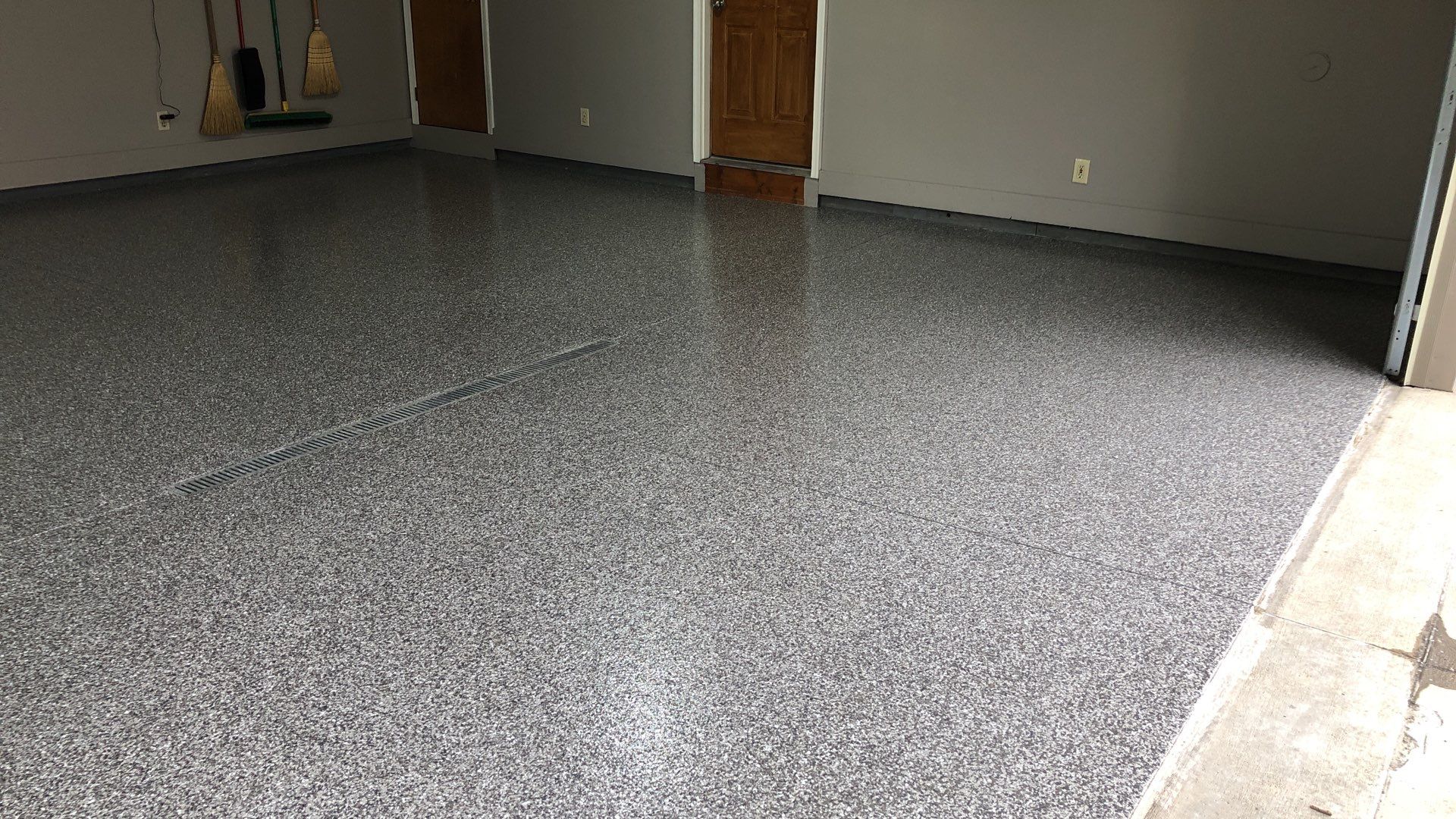 Garages using Silver Creek  by Fantastic Floors by Miller Custom Exteriors 