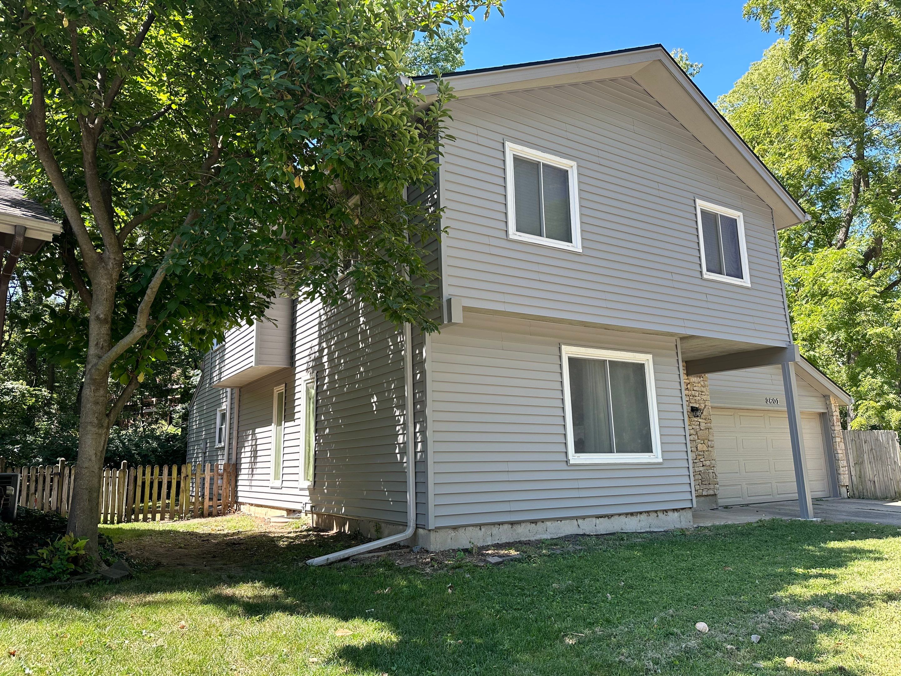 BYE BYE Wood Shakes by EEC Windows, Siding & Roofing