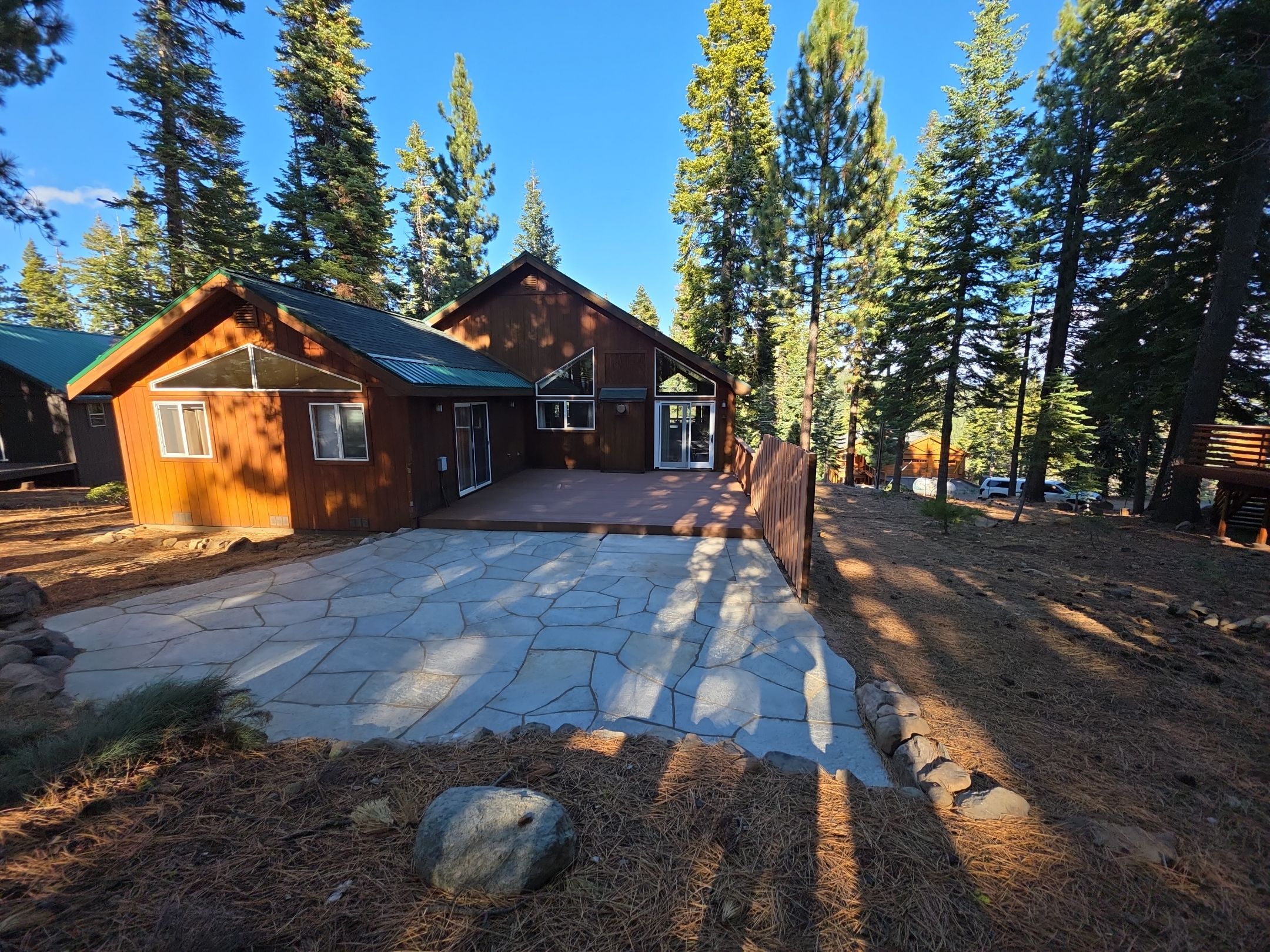 Decks/Patio by The Tahoe Tradesman
