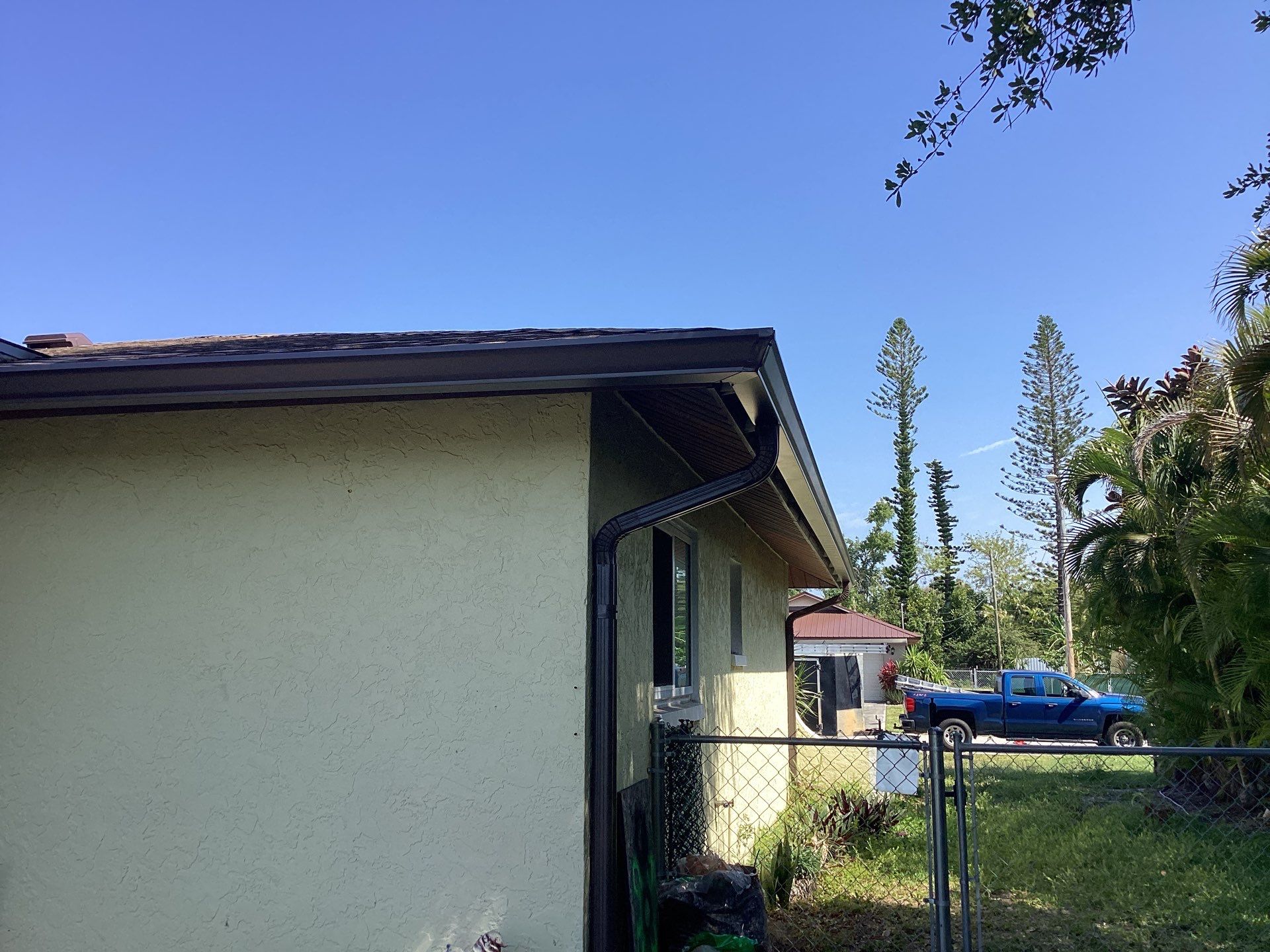 Musket Brown Seamless Gutters using 6 Inch Seamless Gutters in Cape Coral FL by Gutter Professors