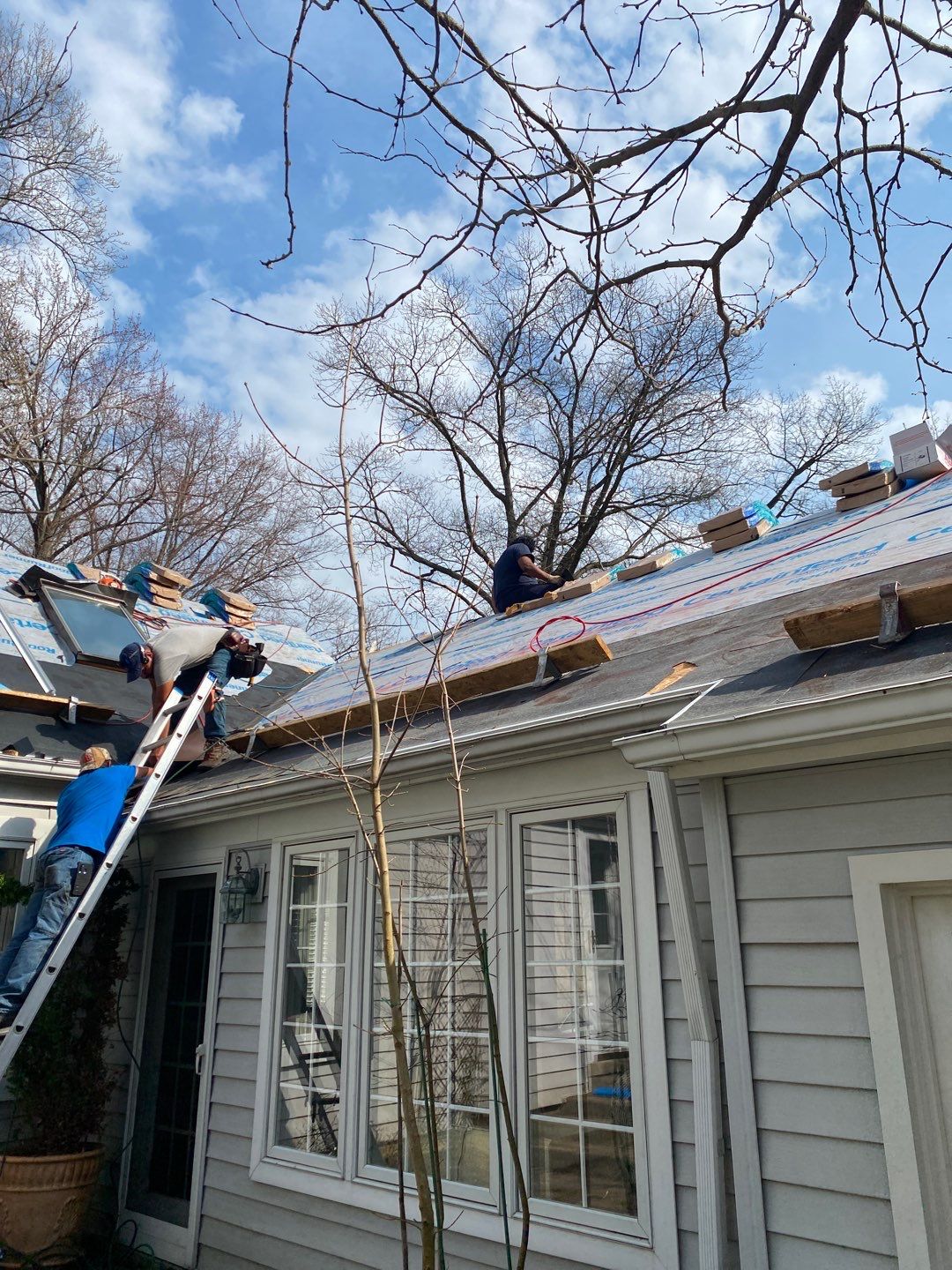 Roof Replacement using CertainTeed Landmark by 180 Contractors