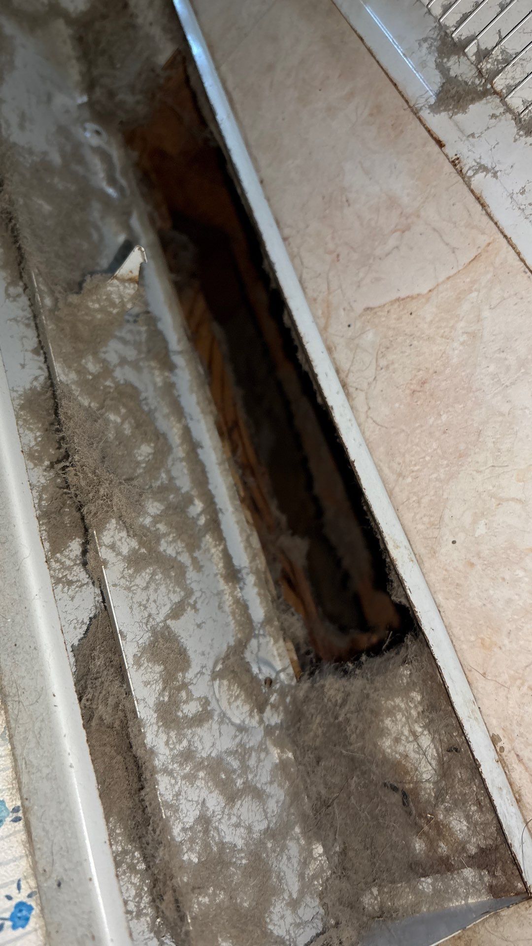 Professional Air Duct Cleaning and HVAC Decontamination in Youngstown by Superior Air Duct Cleaning