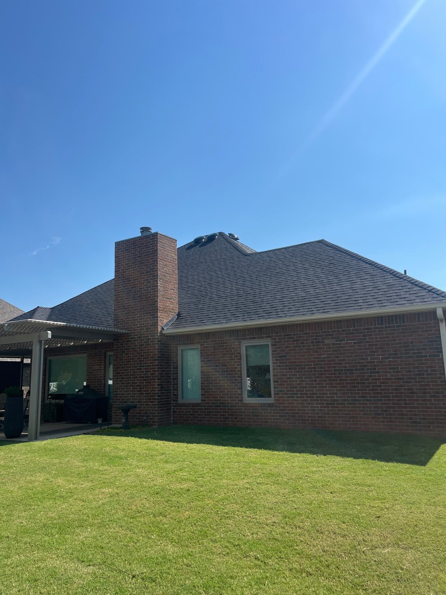 Owens Corning - Onyx Black by Frontline Roofing and Construction
