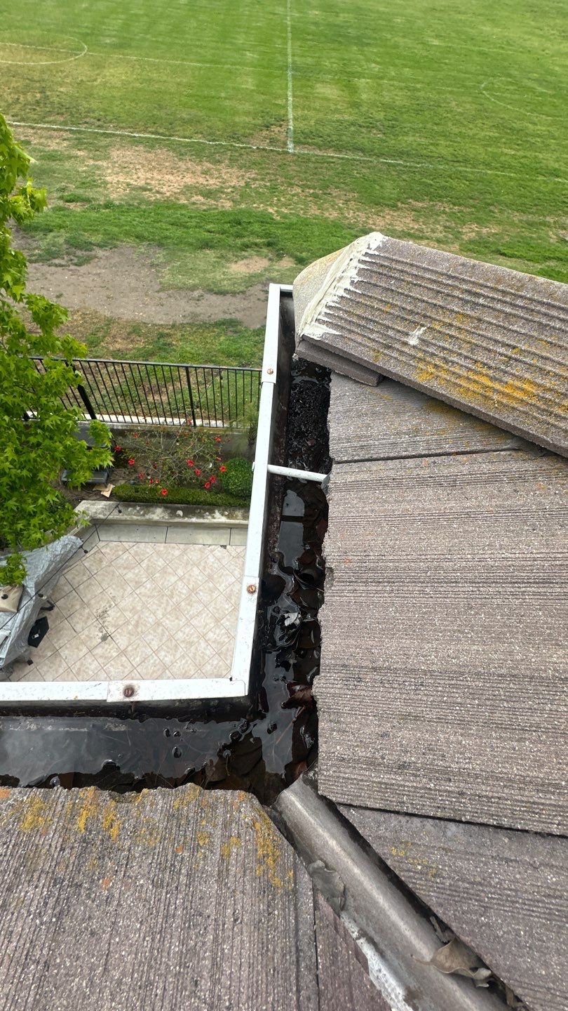 Irvine Gutter Cleaning by Property Cleaning Experts