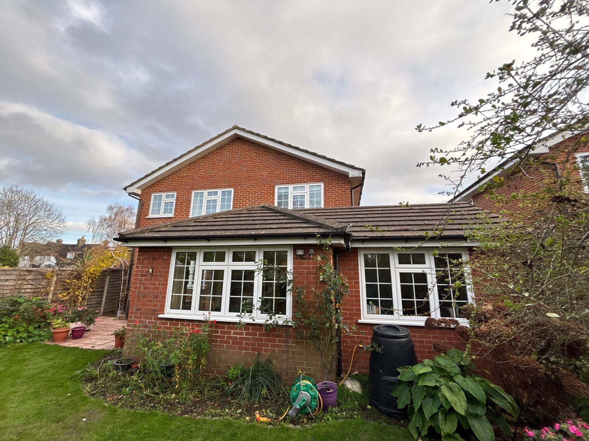 Roof And Solar Panel Cleaning by Ges Exterior Cleaning ltd