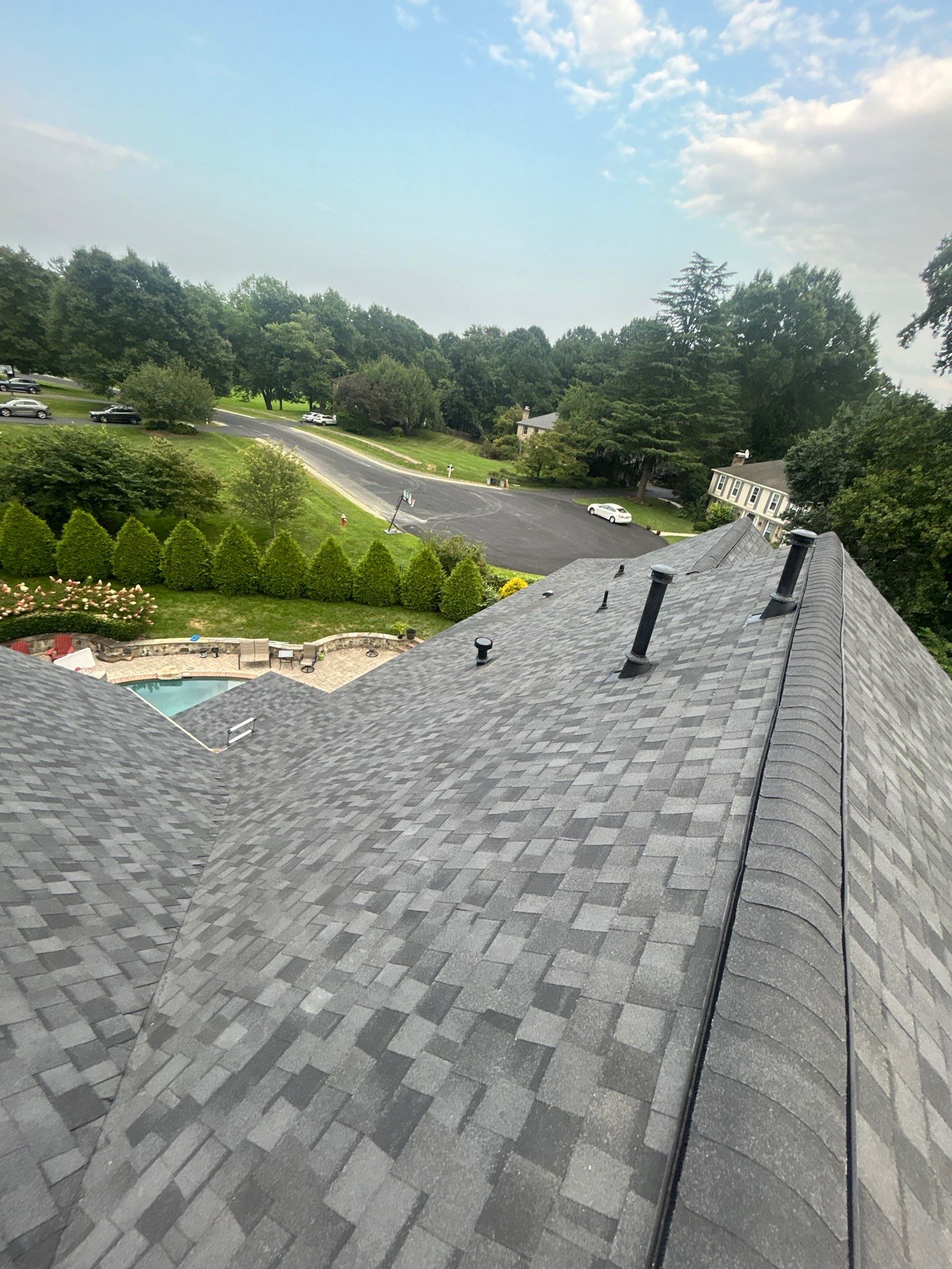 Great Falls : residential Roof with CertainTeed Landmark Pro in Max Def Moire Black  by RM Banning, Inc.