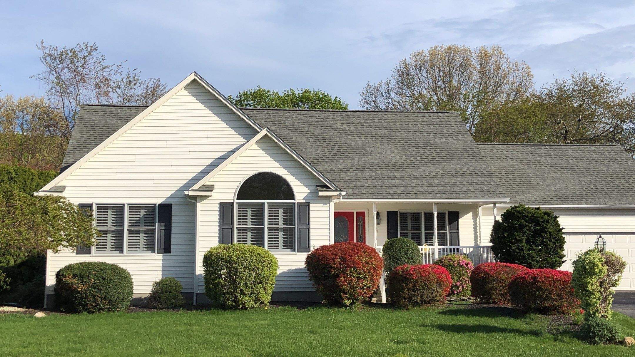 Georgetown Gray Roofs by Pinnacle Roofing & Skylights