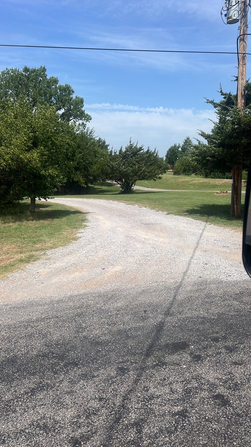 1000' Drive and Patio using Concrete by Clays Services Inc