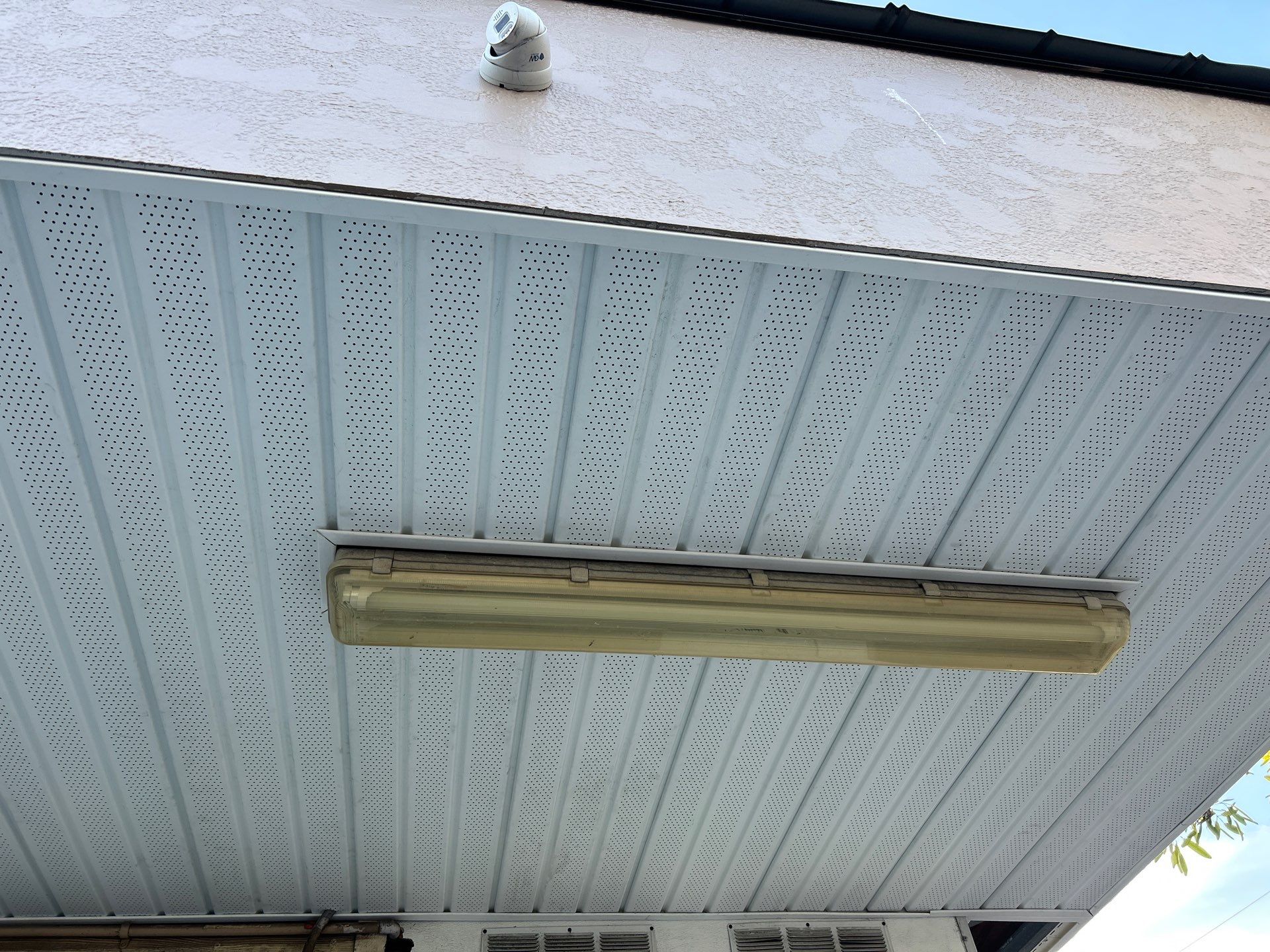 Soffit and Fascia Replacement in Bradenton FL by Gutter Professors