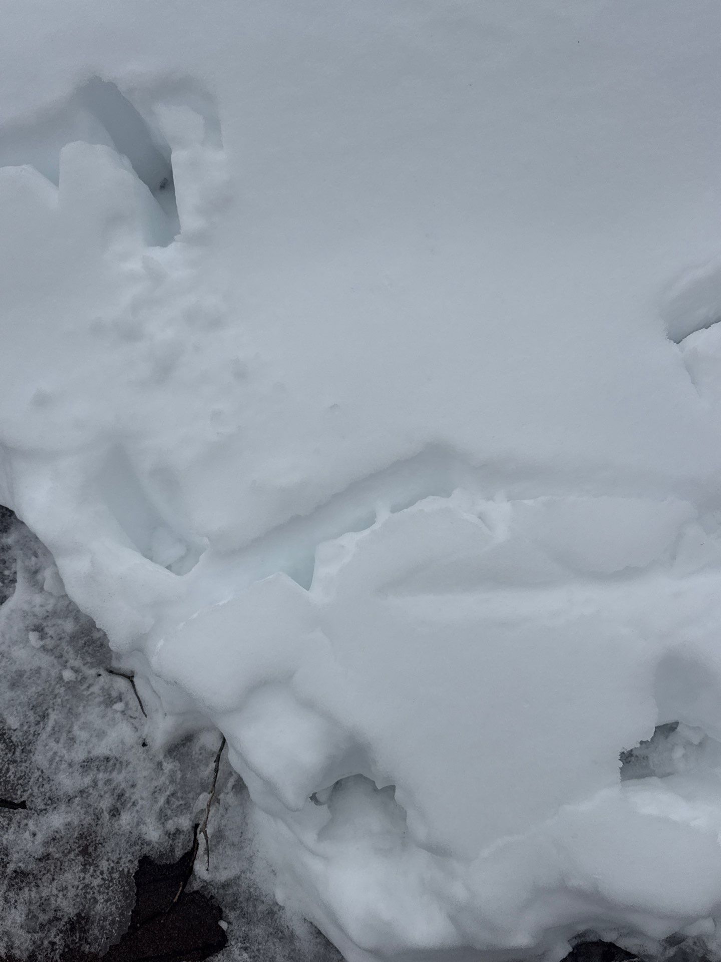 Ice Dam Removal & Snow Removal in Woburn, MA by Mighty Dog Roofing of Greater Middlesex County