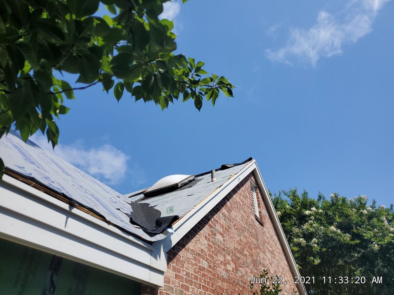 Residential Roofing Installation using Malarkey Legacy Scotchgard Shingles by Harvey Roofing & Construction