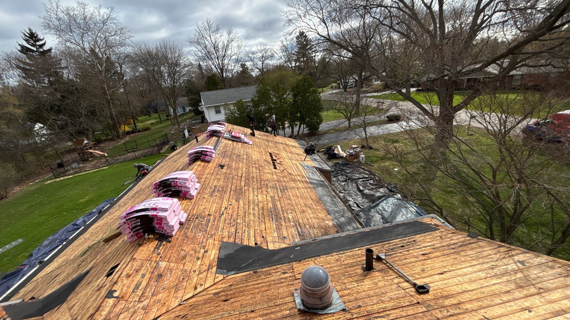 Roof Replacement using Owens Corning Williamsburg Gray by 180 Contractors