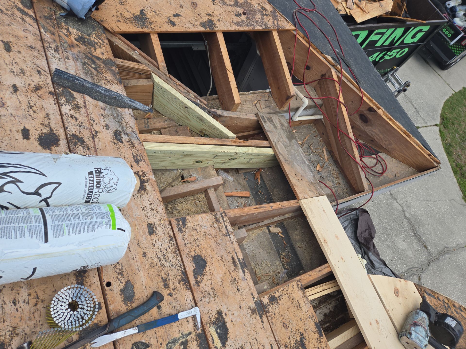 Project in Seminole 33772 by Mitchell Roofing Company LLC