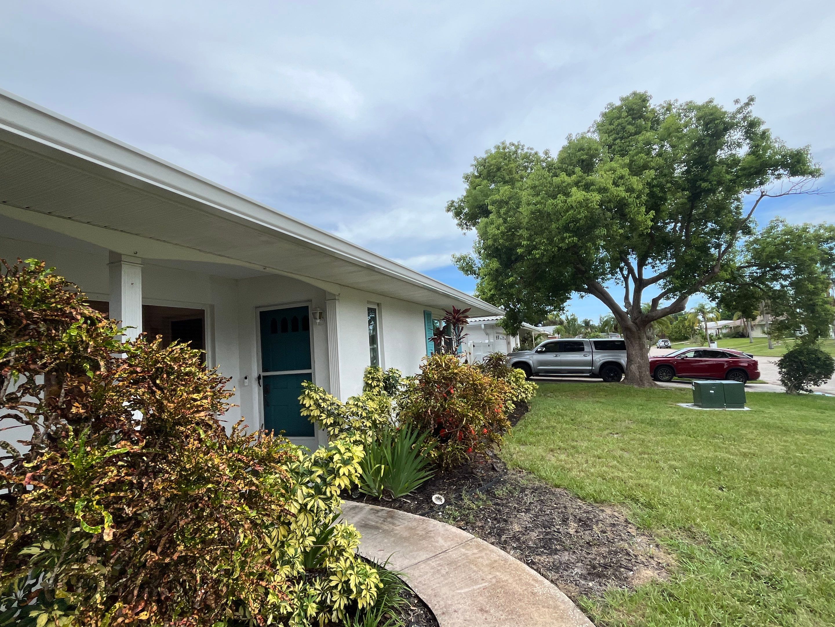 High-Performance Seamless Gutters Installed in Sarasota FL by Gutter Professors