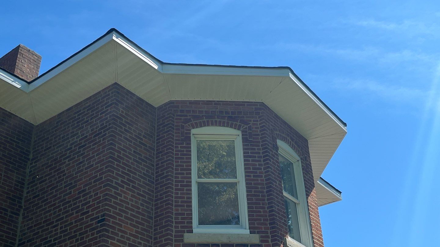 Soffit/fascia/gutter replacement by Nitro Roofing and Construction