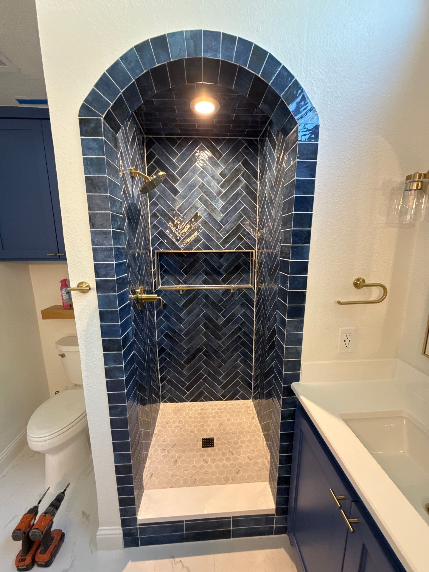 Frameless Shower Install by Richardson Glass & Mirror