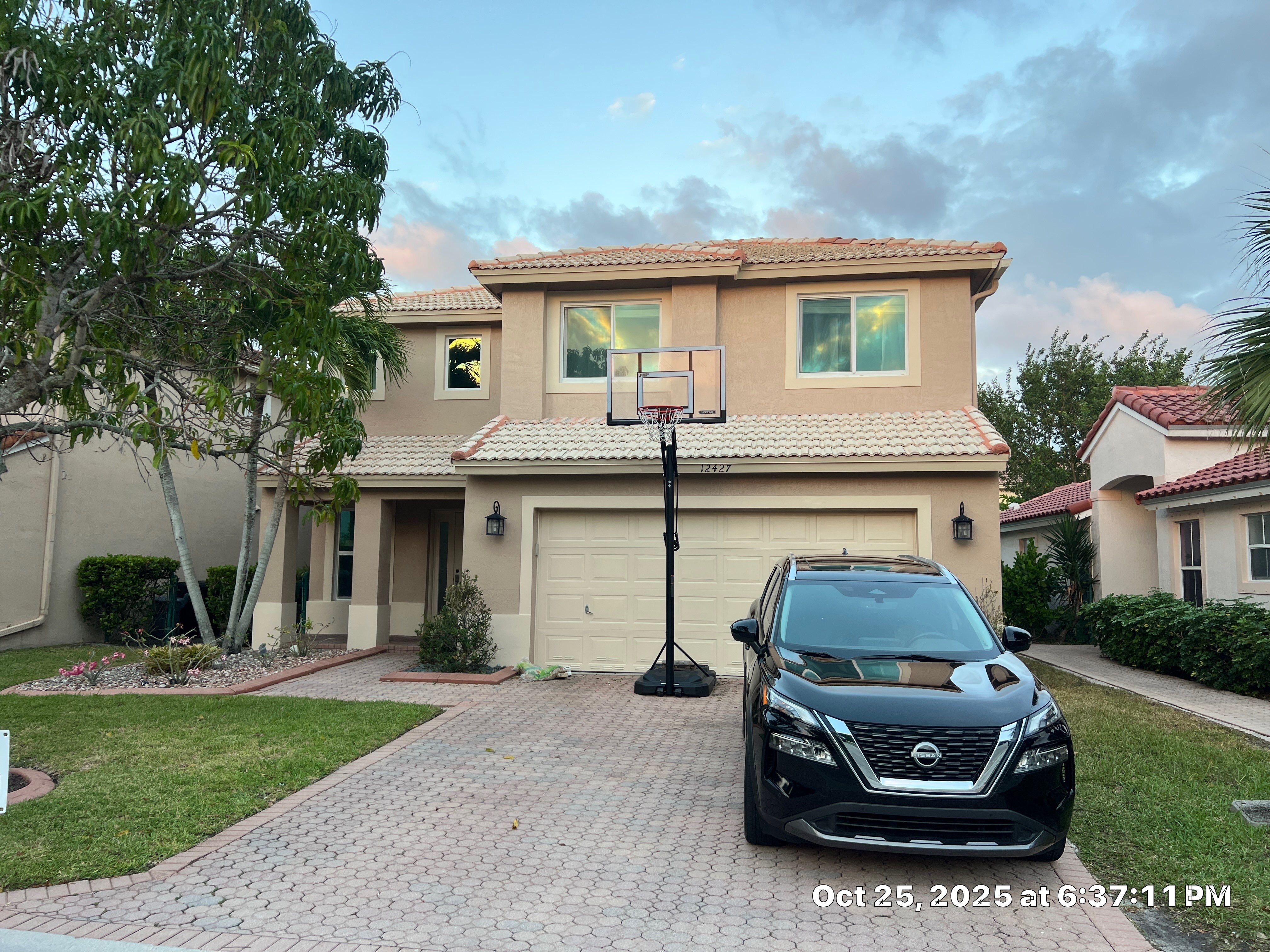 Exterior Painting Coral Springs by BKB Pressure Cleaning LLC